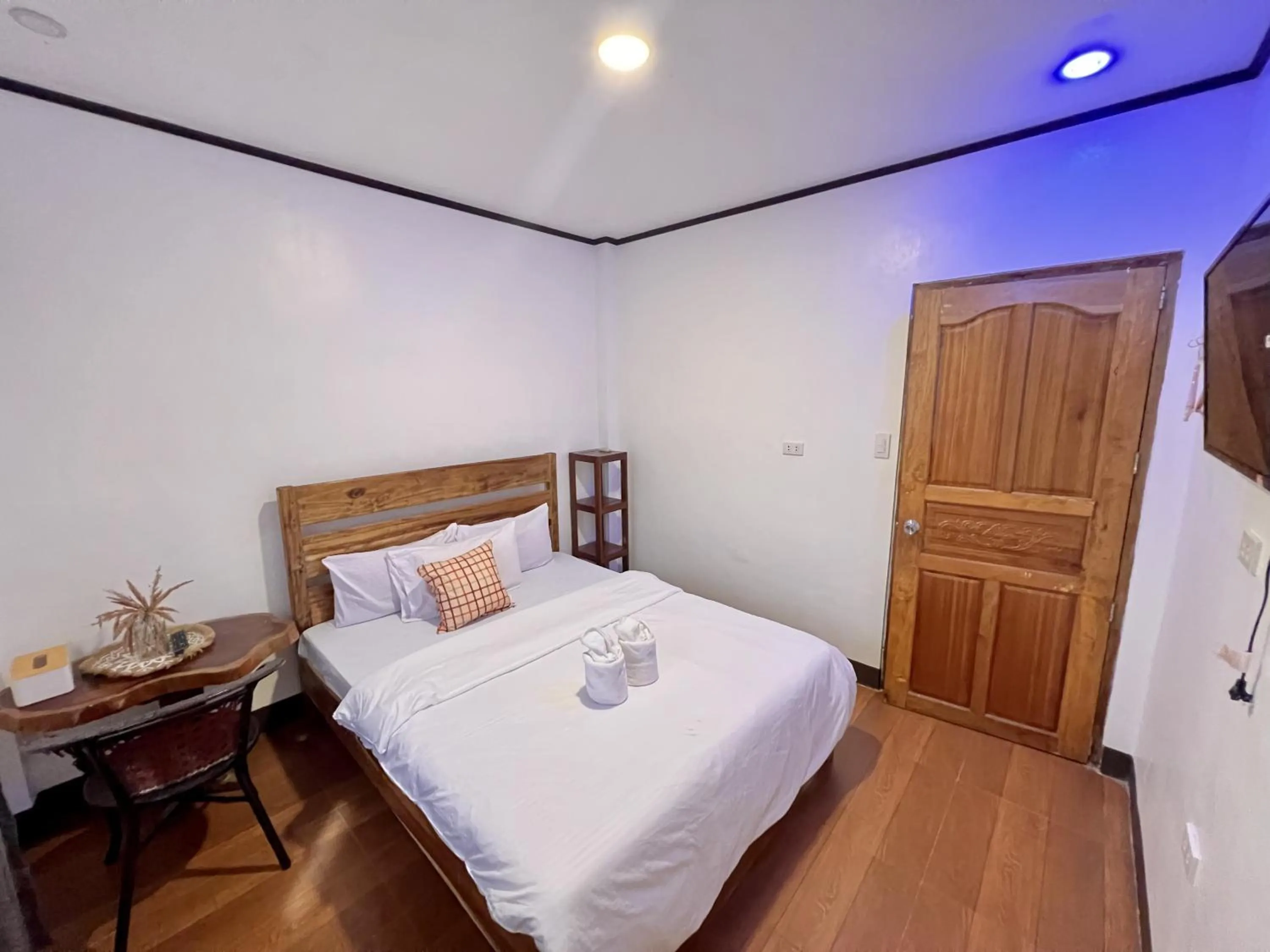 Bed in Jewel Tourist Inn