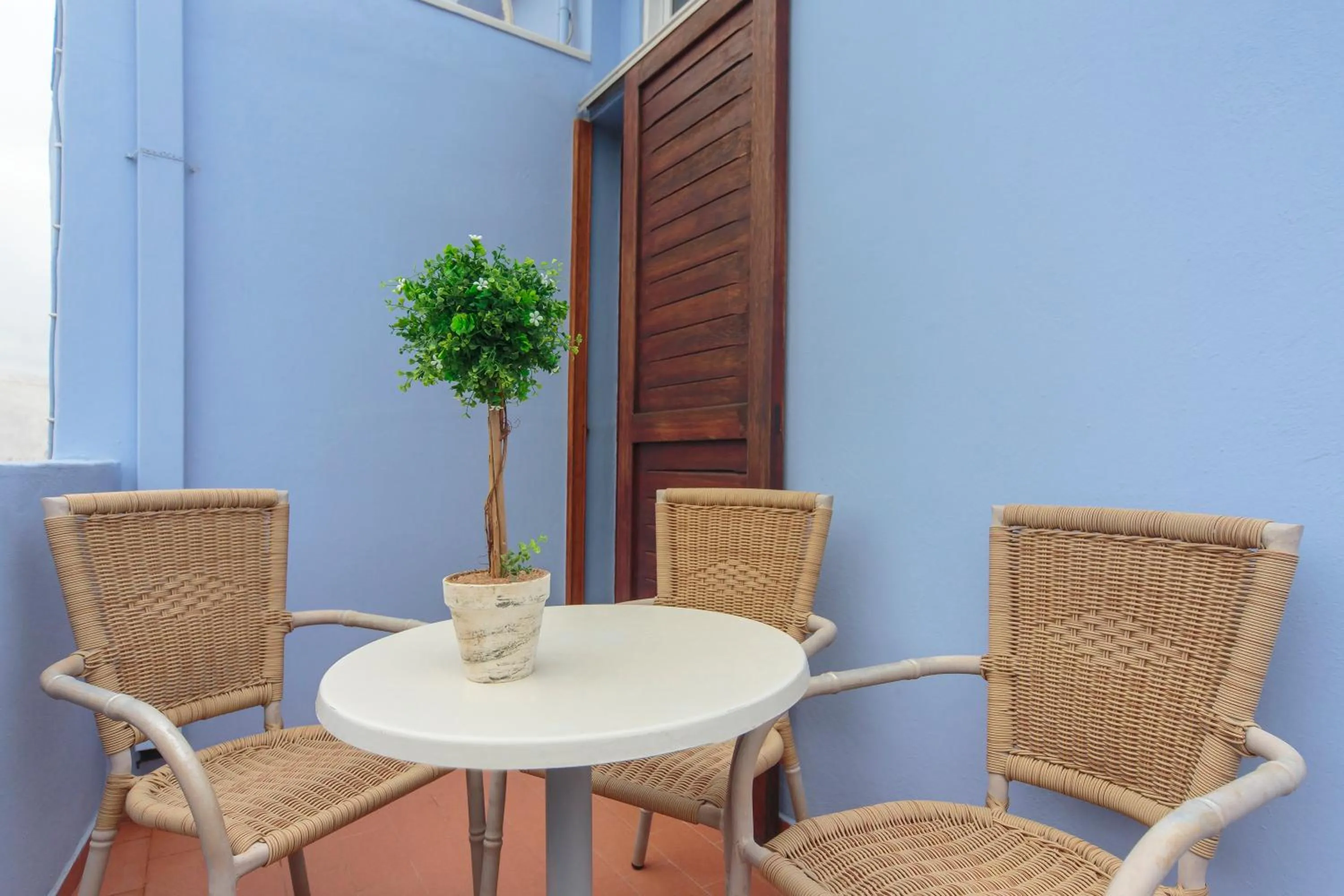 Balcony/Terrace in KasteliSuites