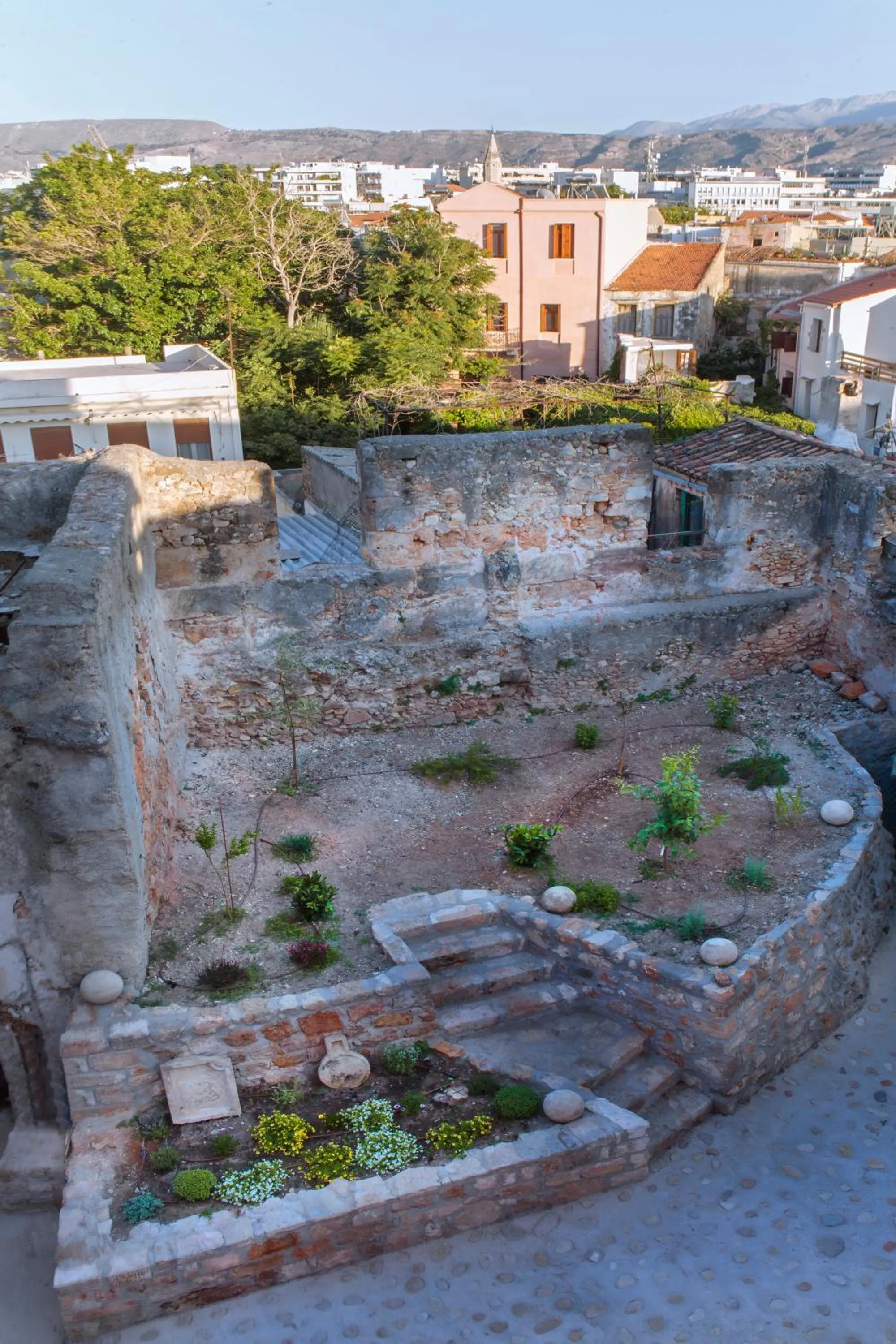 Garden view in KasteliSuites