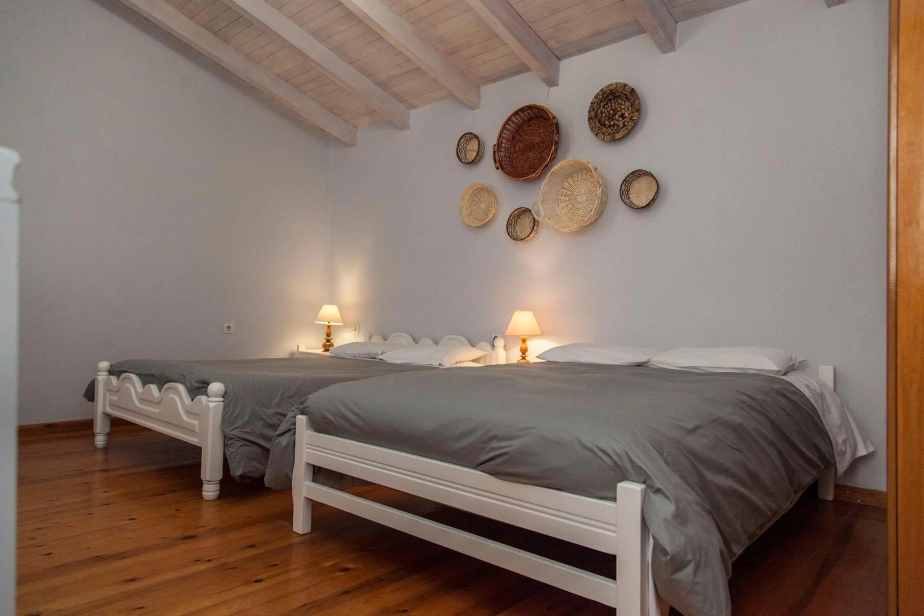 People in KasteliSuites