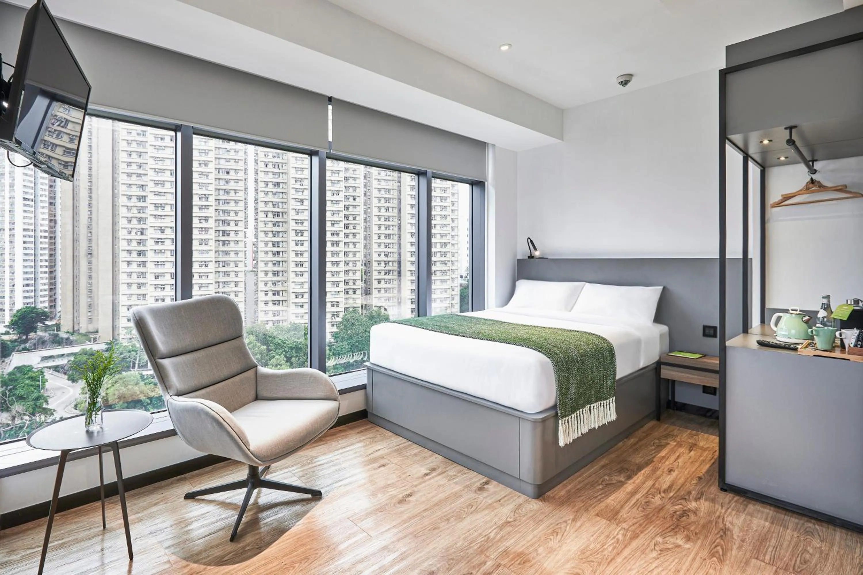 Photo of the whole room, Bed in Urbanwood Ap Lei Chau