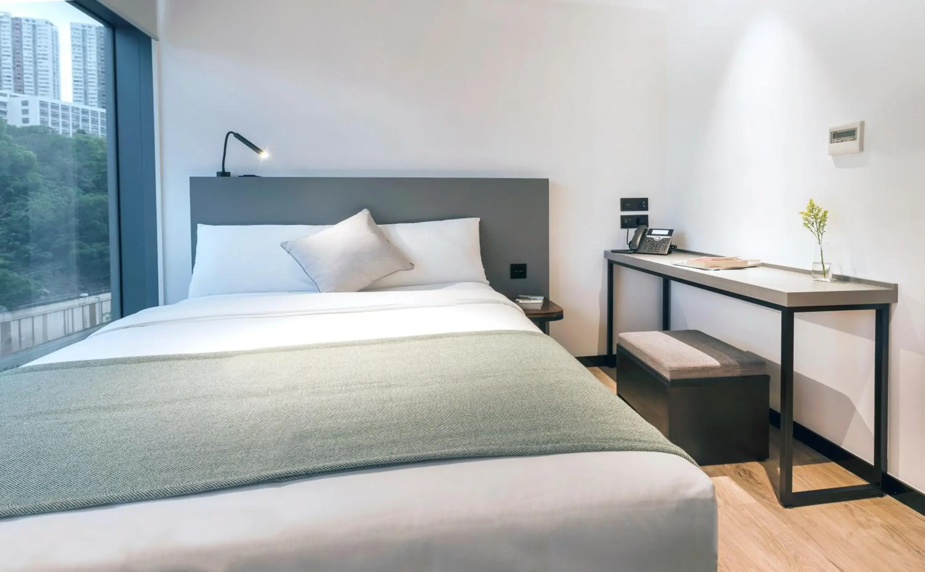 Photo of the whole room, Bed in Urbanwood Ap Lei Chau Photo of the whole room, Bed in Urbanwood Ap Lei Chau