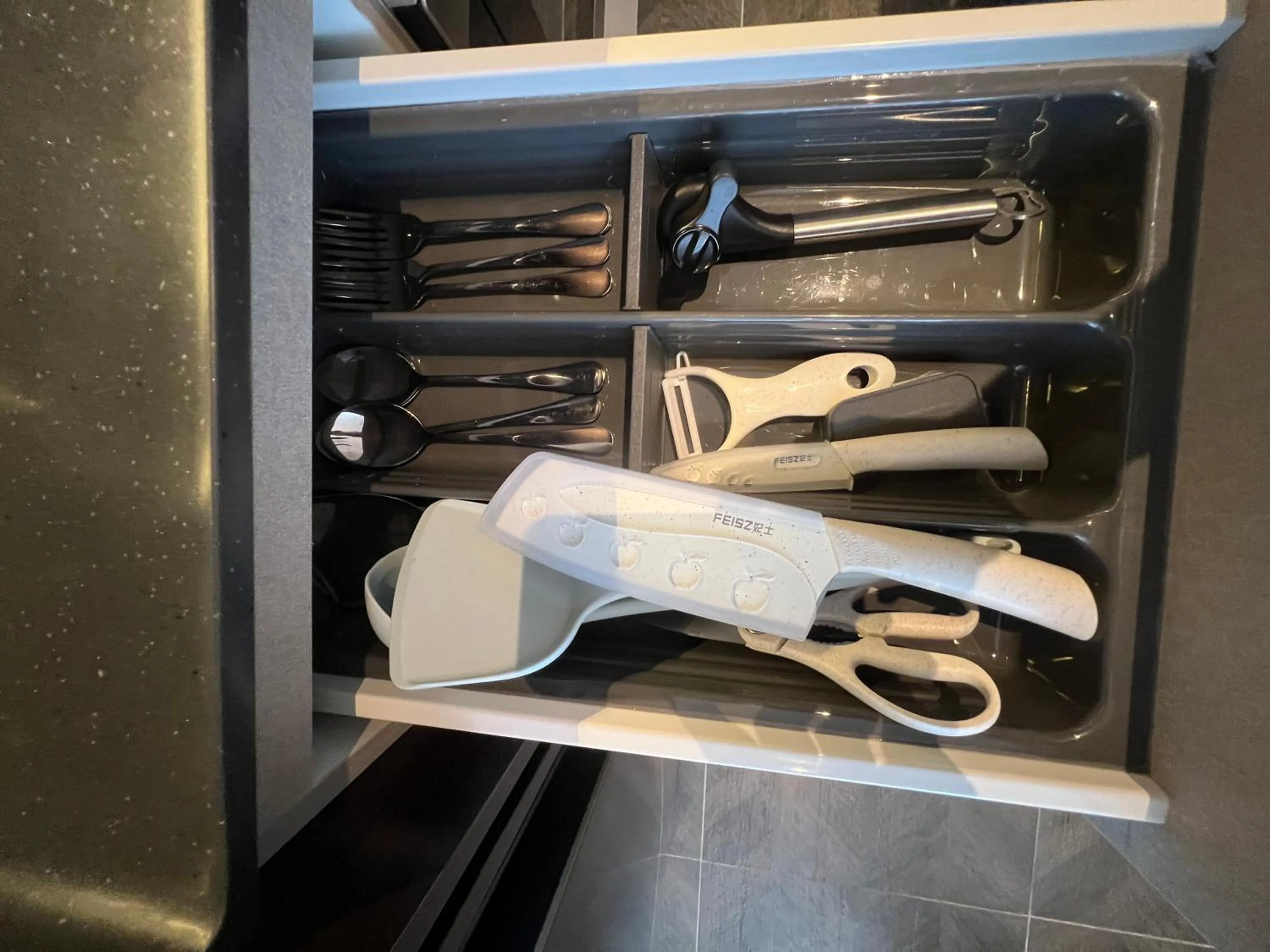 Kitchen or kitchenette in Scarletz Suites KLCC Twin Tower by Purple Orchid