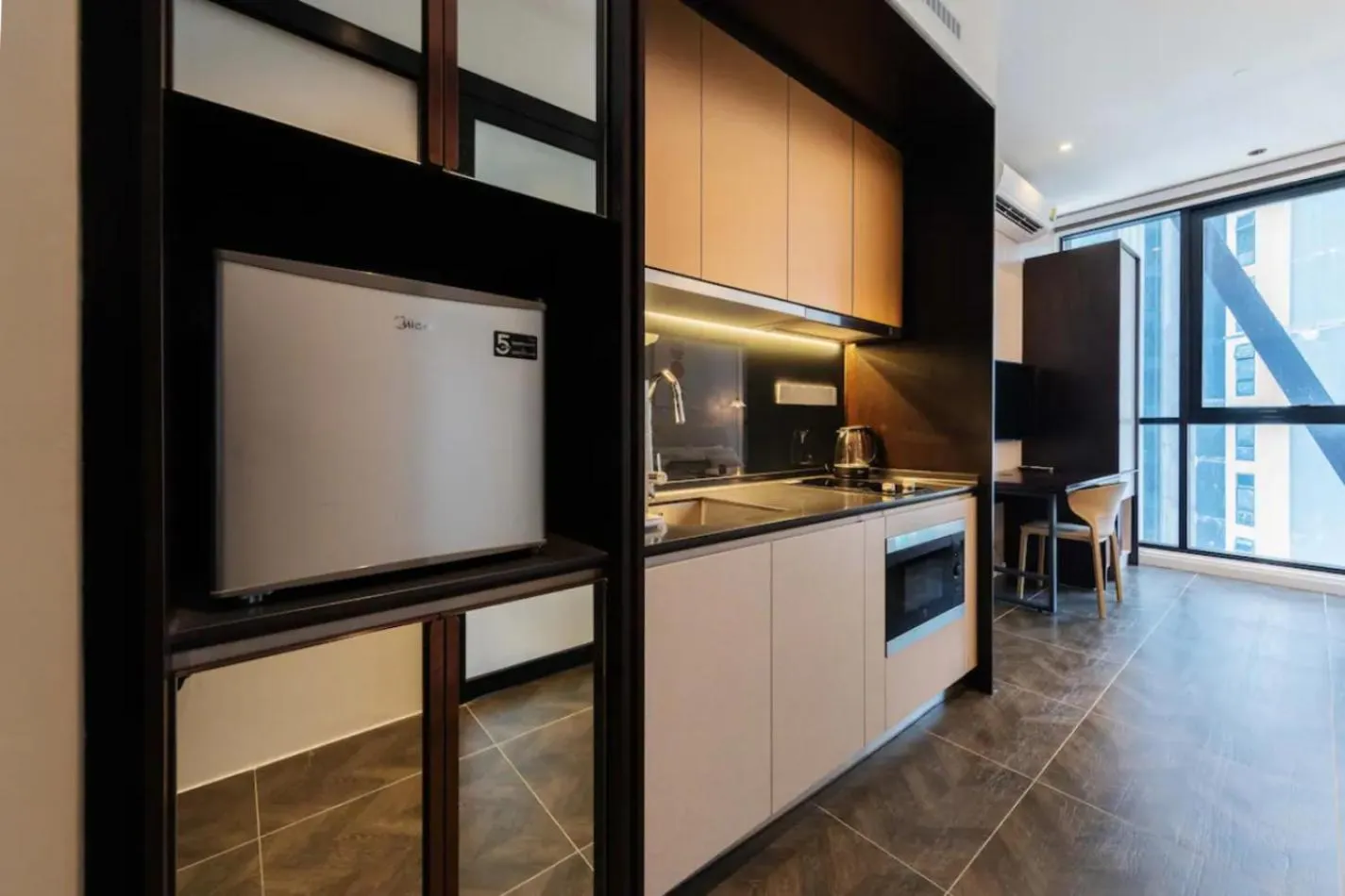 Kitchen or kitchenette in Scarletz Suites KLCC Twin Tower by Purple Orchid