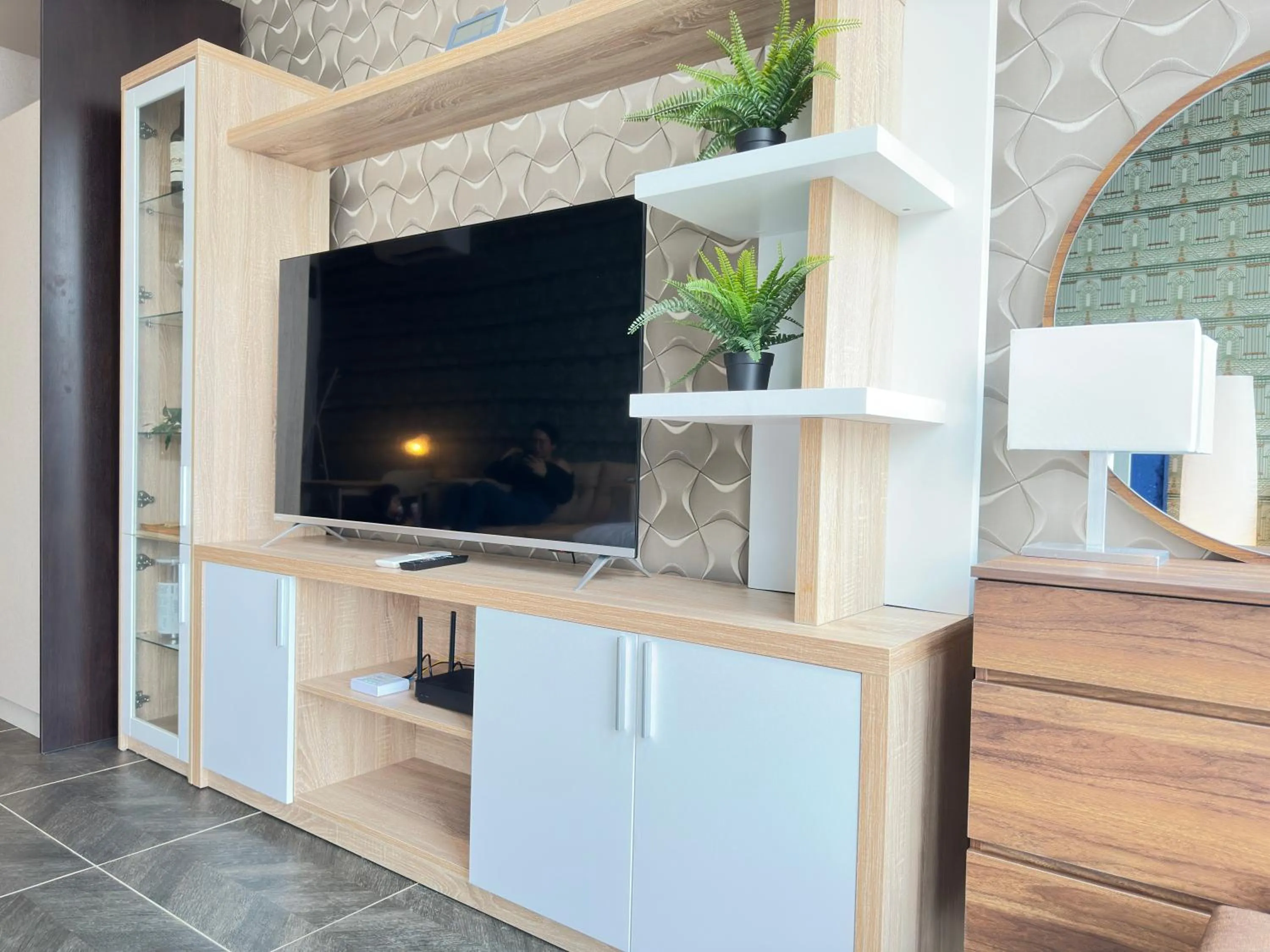 TV and multimedia in Scarletz Suites KLCC Twin Tower by Purple Orchid