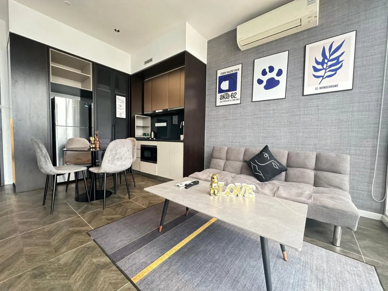 Day in Scarletz Suites KLCC Twin Tower by Purple Orchid