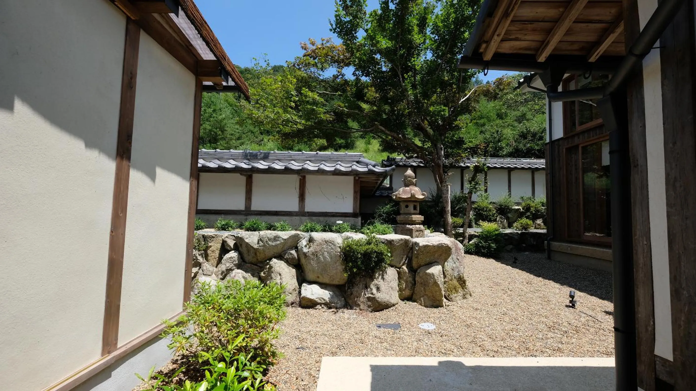 Property building in Satoyama Hotel Kanenone Tamba