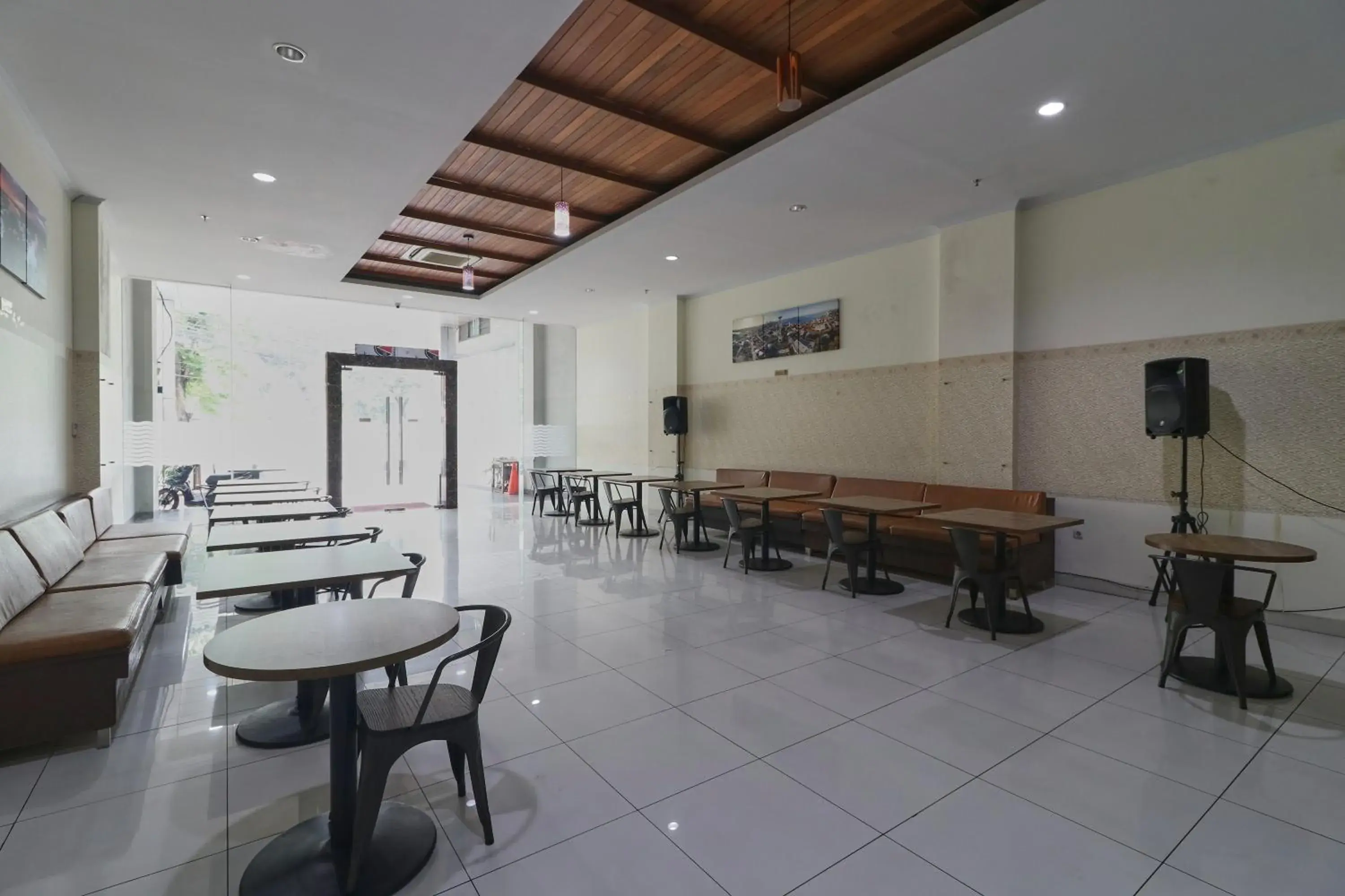 Lobby or reception in Aranis Hotel Lobby or reception in Aranis Hotel