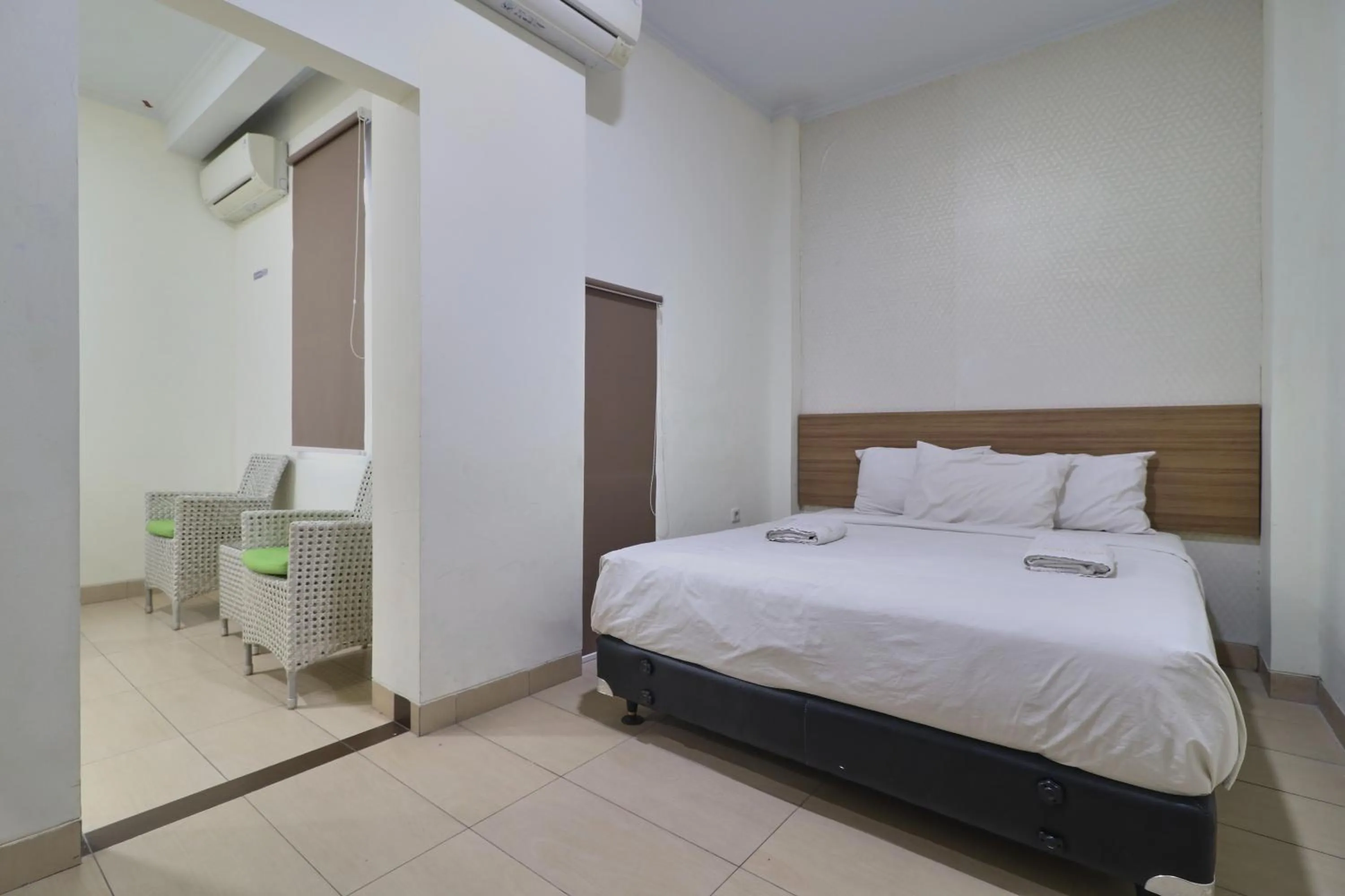 Bedroom, Bed in Aranis Hotel