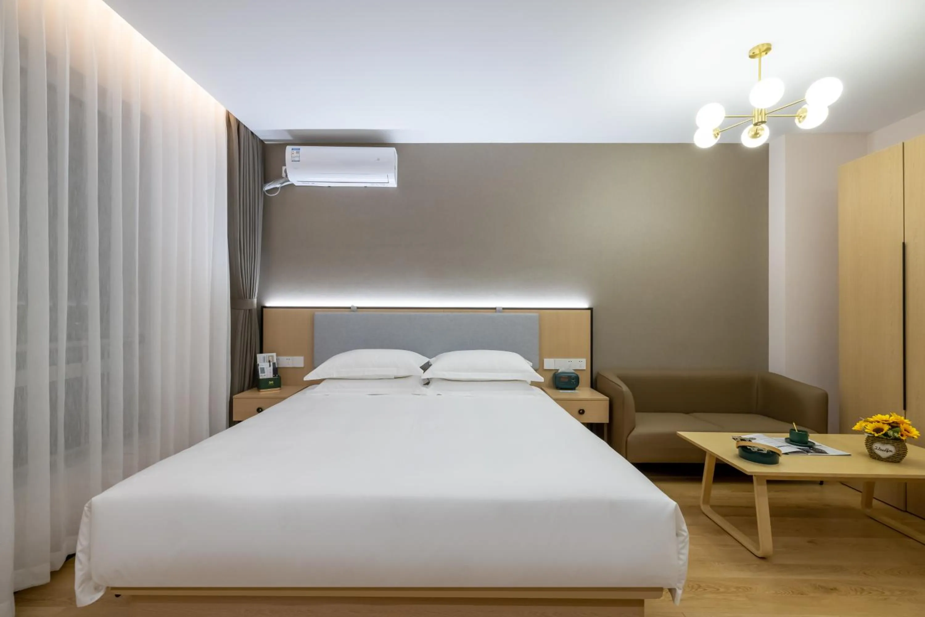 Bedroom, Bed in Nost algia S Hotel Beijing Liangxiang University Town