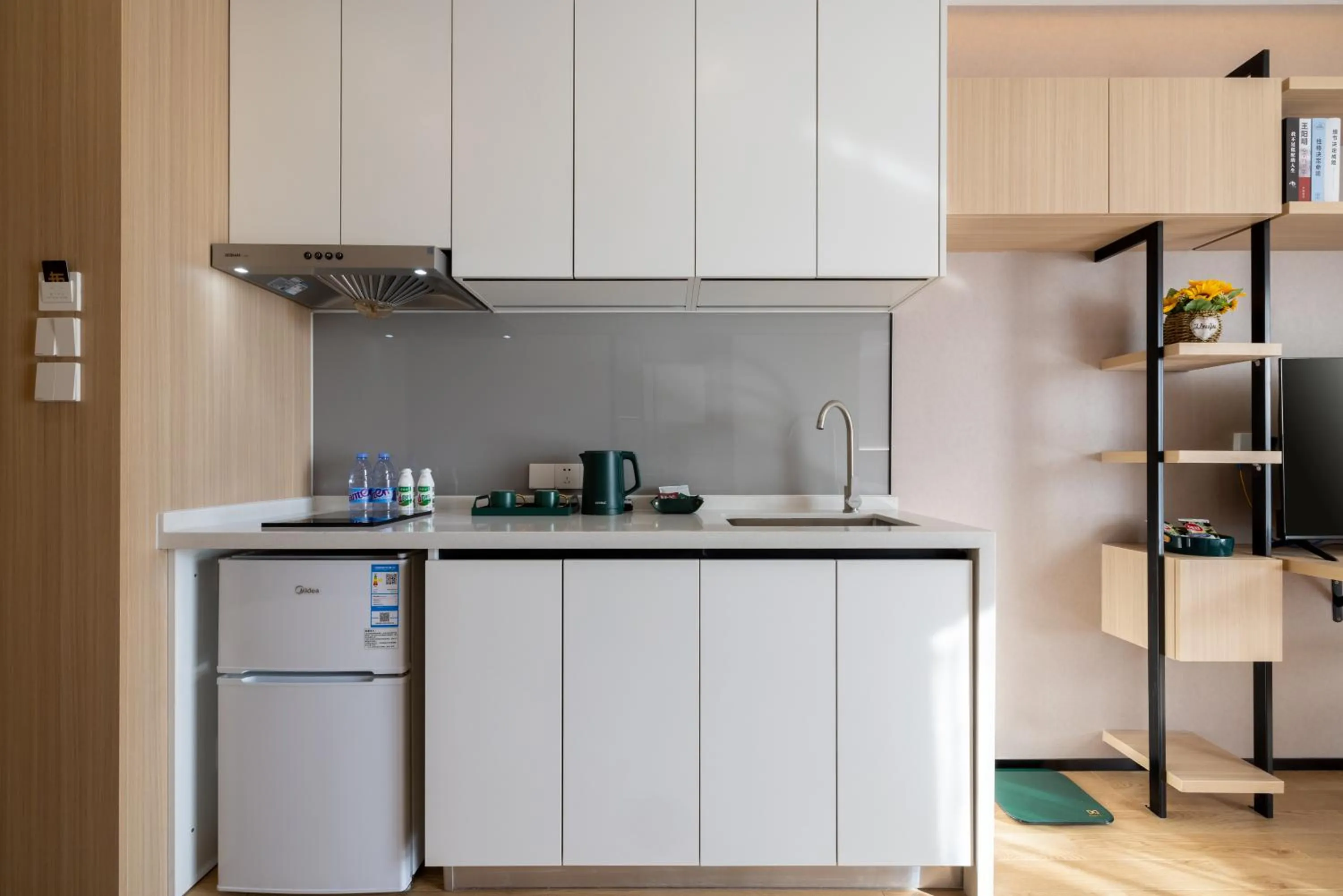 minibar in Nost algia S Hotel Beijing Liangxiang University Town