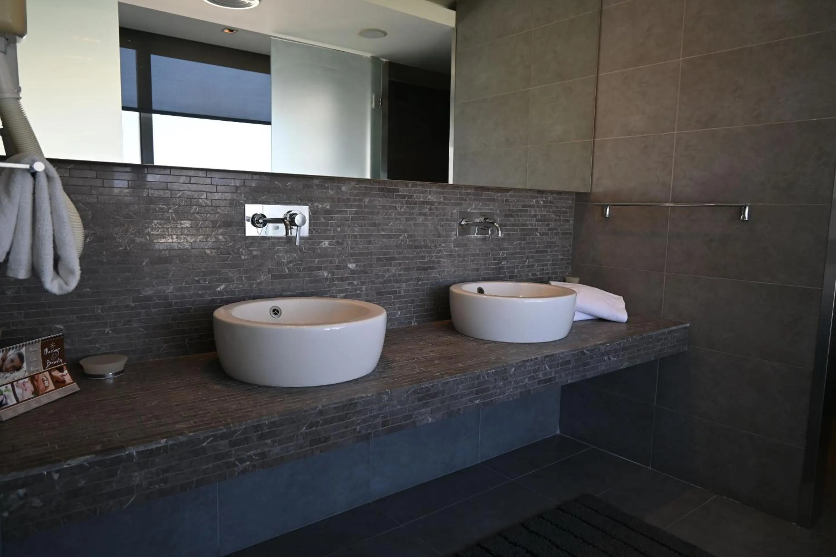 Toilet in Angela Downtown Hotel