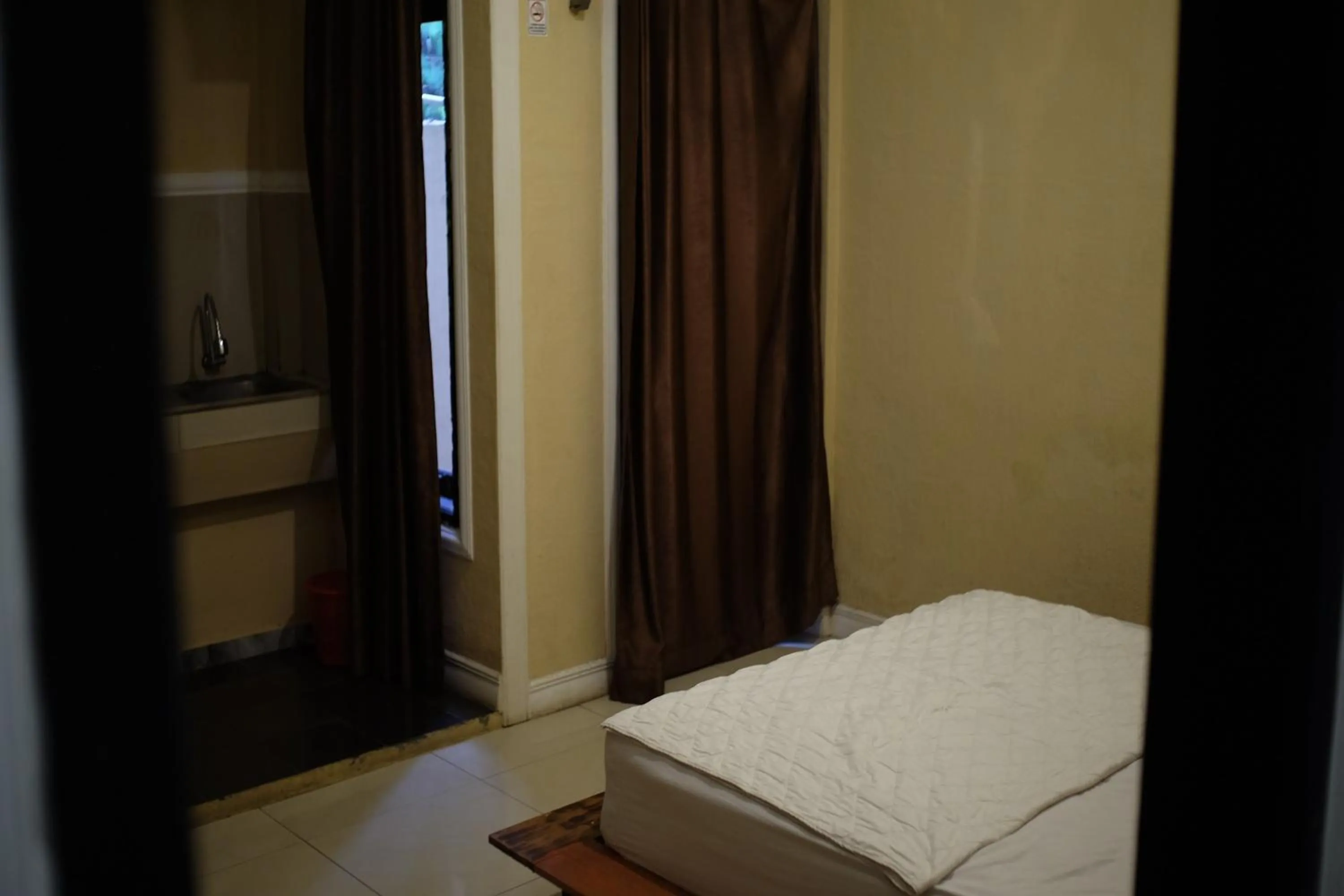 Bed in Pondok Sabaraya Haji Juanda Cikampek Purwakarta