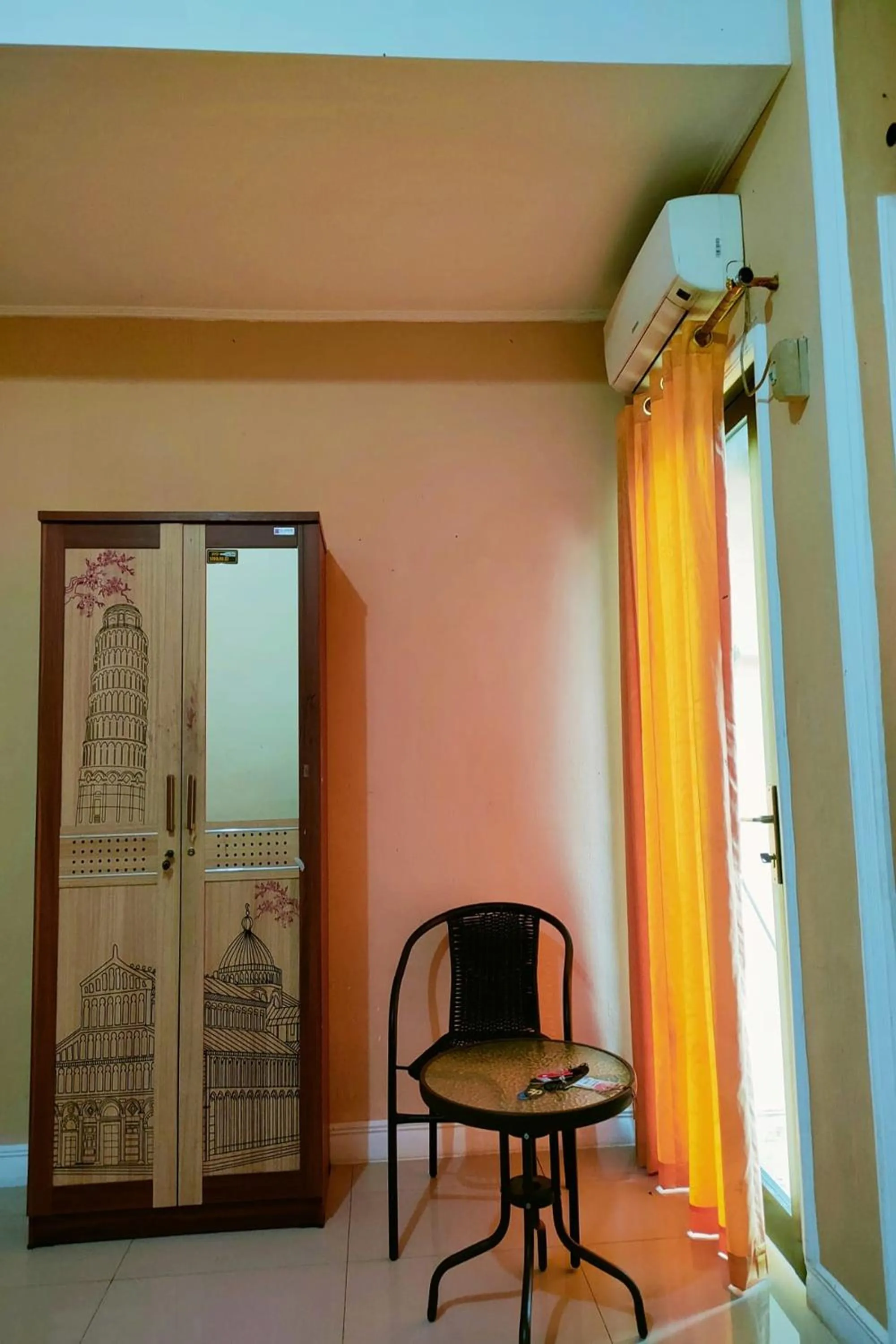 wardrobe in Pondok Sabaraya Haji Juanda Cikampek Purwakarta