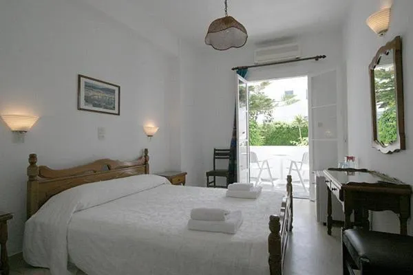 Double Room in Atlantis Hotel