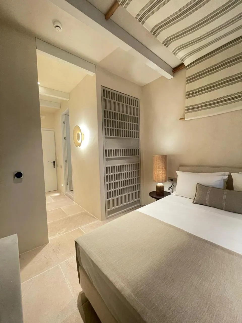 Bed in Atlantis Hotel