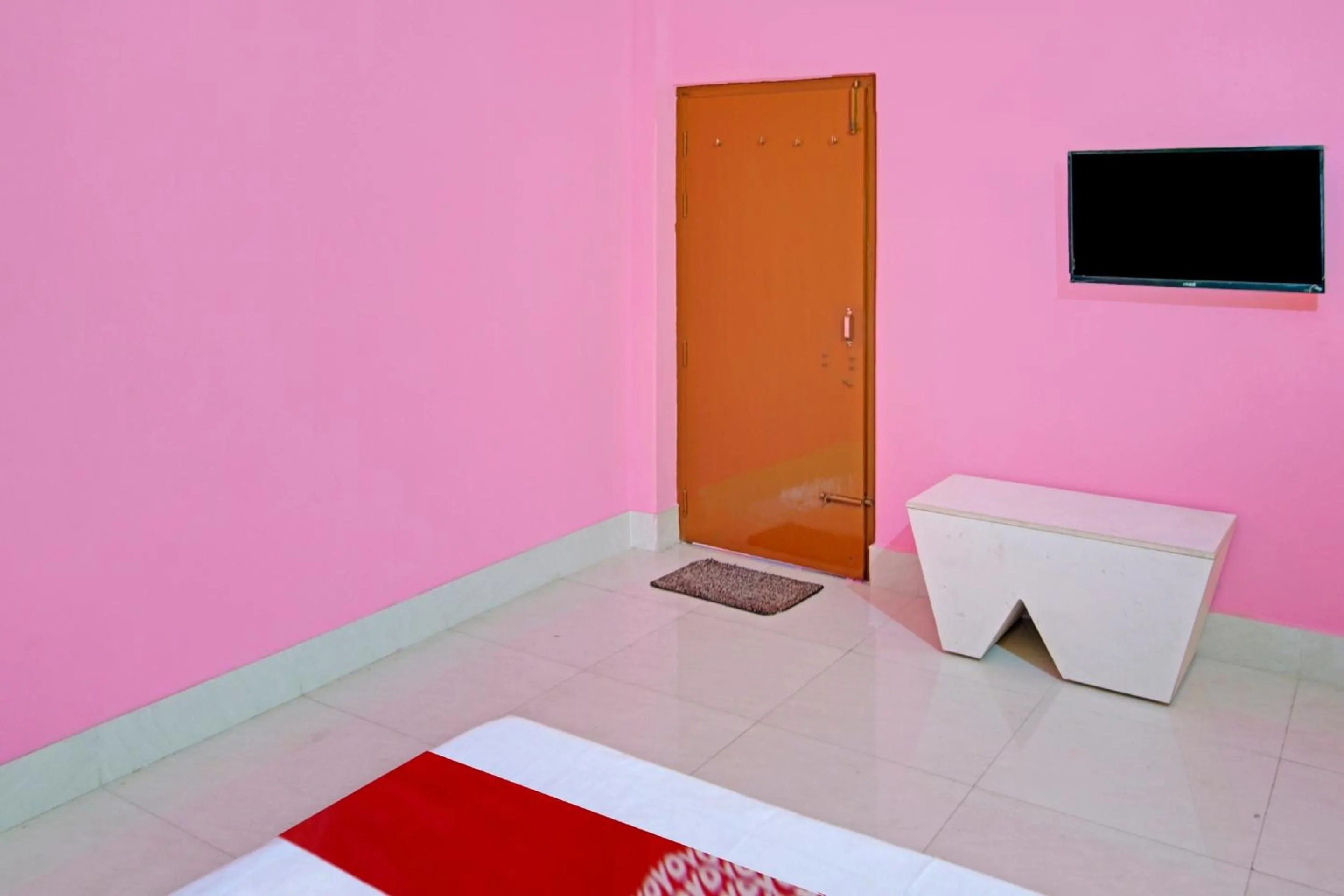 Bedroom in Hotel O Tiger Inn near Adamas University Barasat