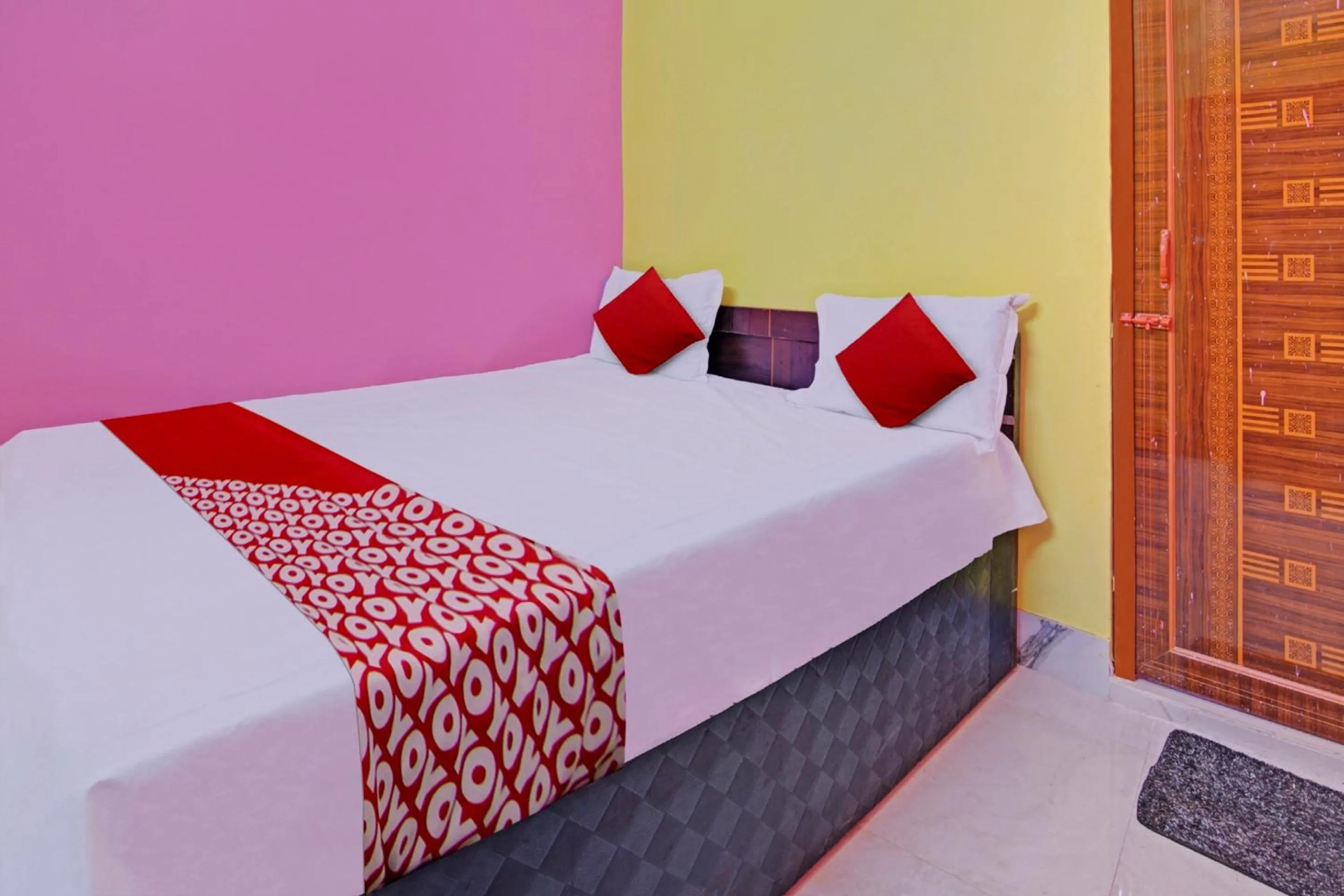 Bedroom in Hotel O Tiger Inn near Adamas University Barasat