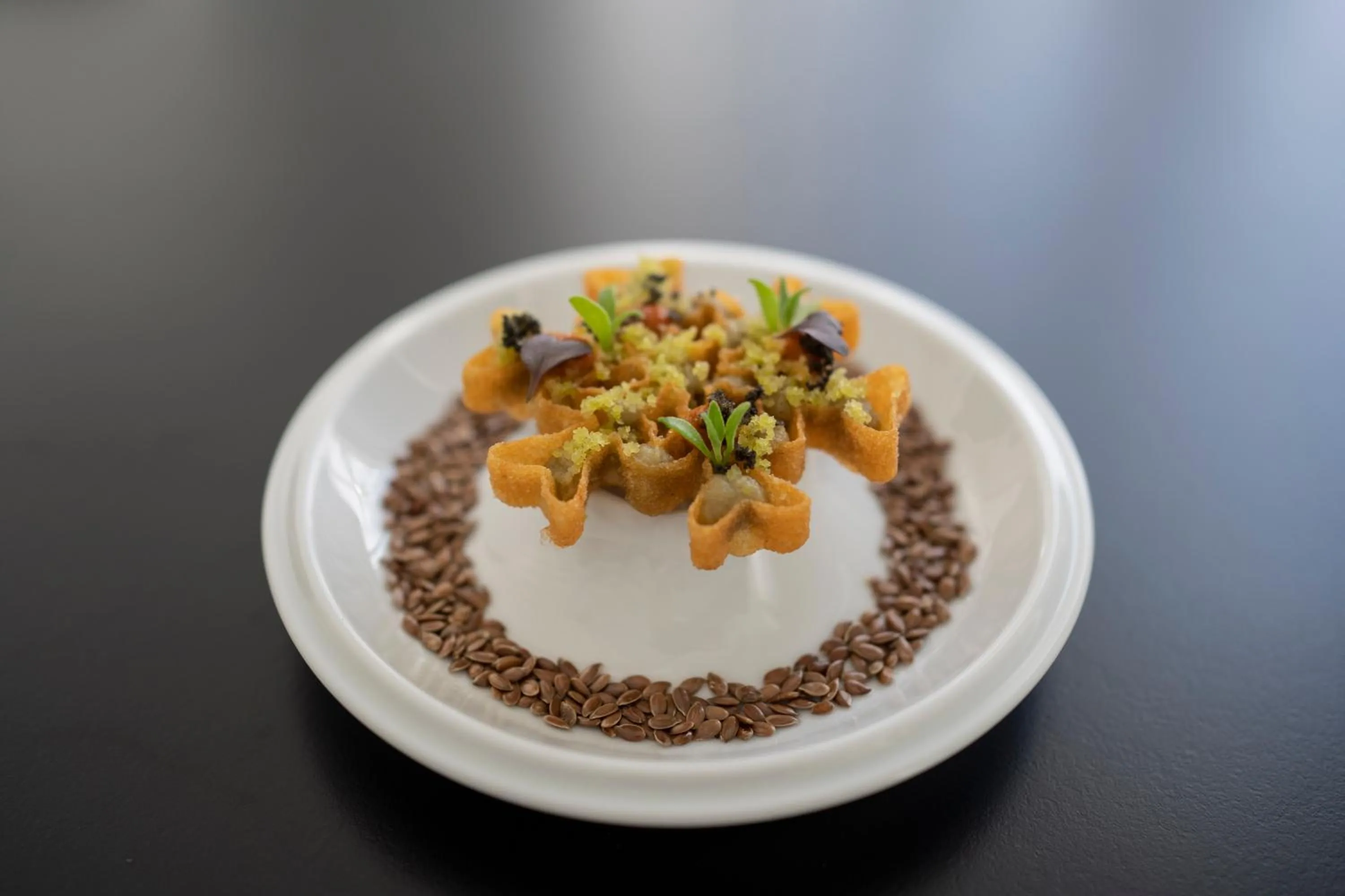 Restaurant/places to eat in PM Hotel