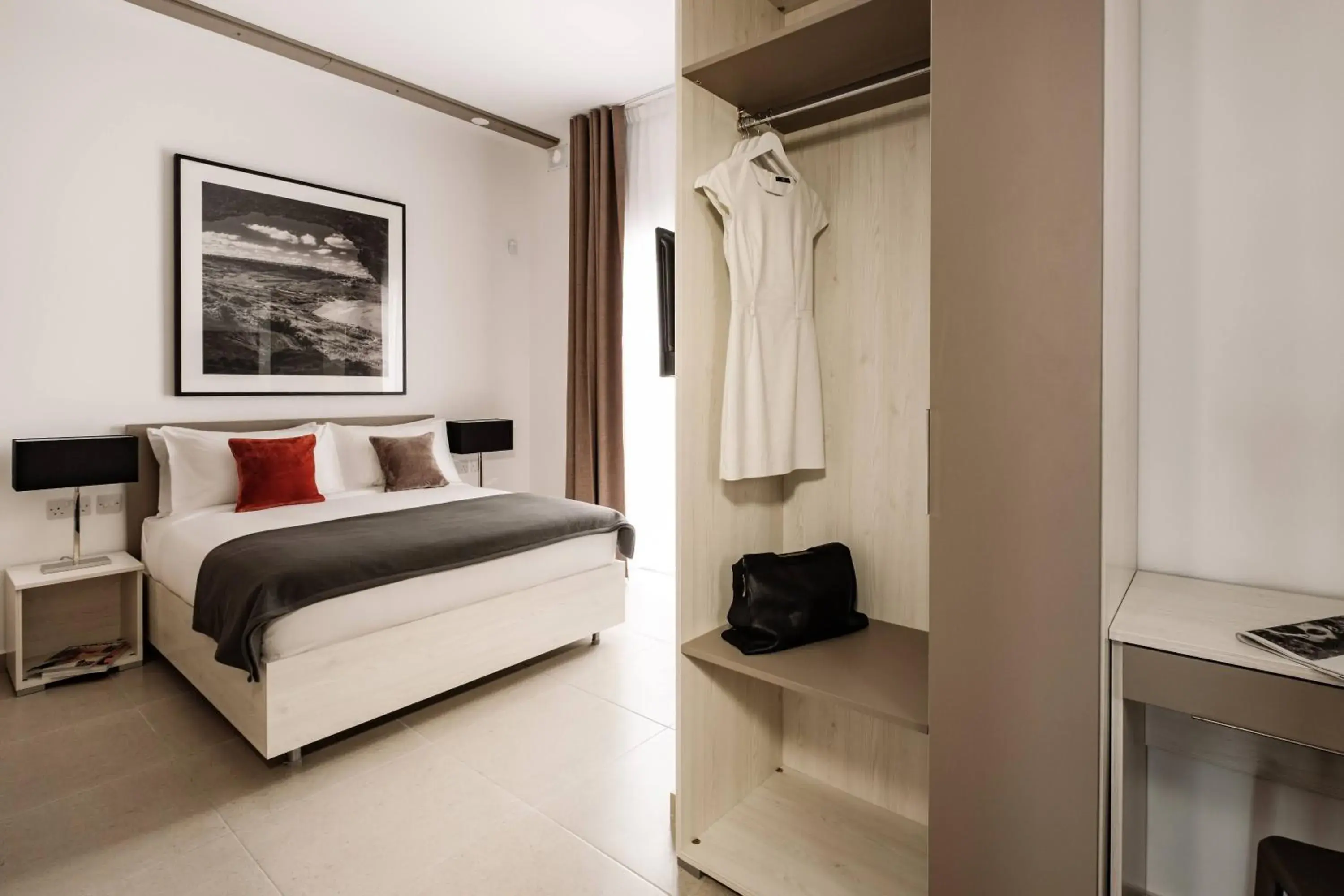 Bed in Urban Isle Bed in Urban Isle