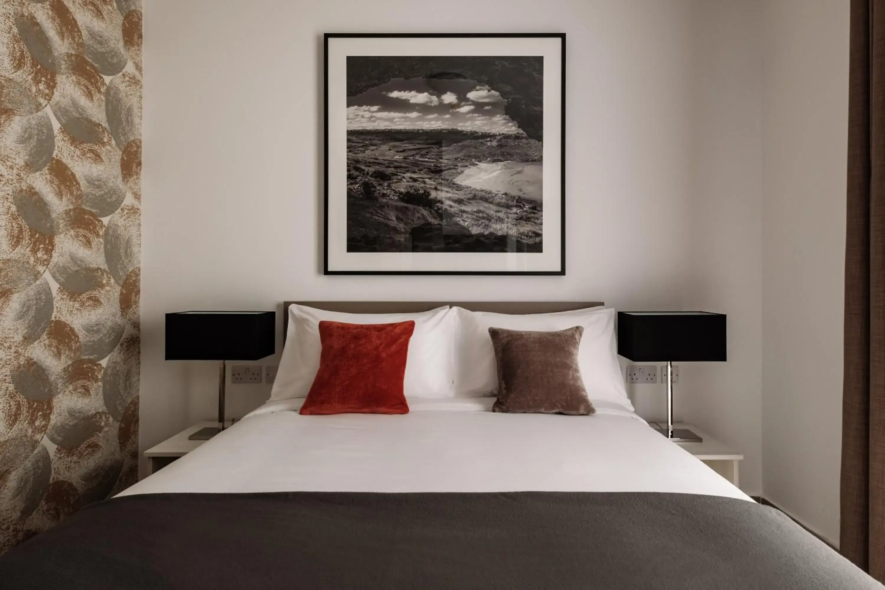 Bed in Urban Isle Bed in Urban Isle