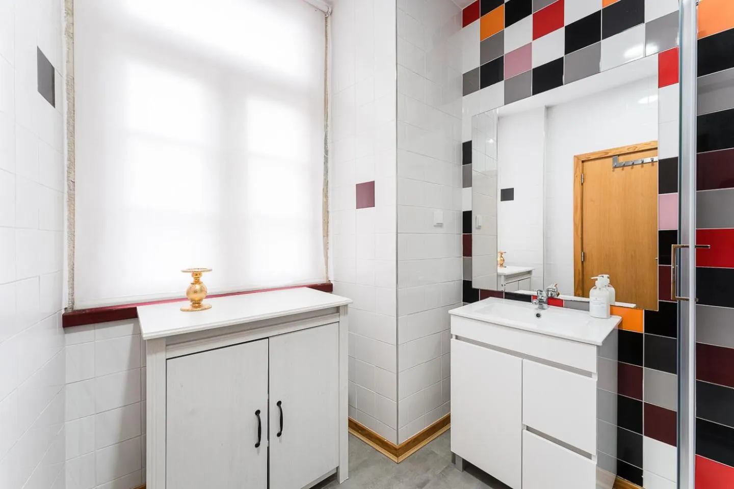 Bathroom in R3 Service - Five Senses in Coimbra