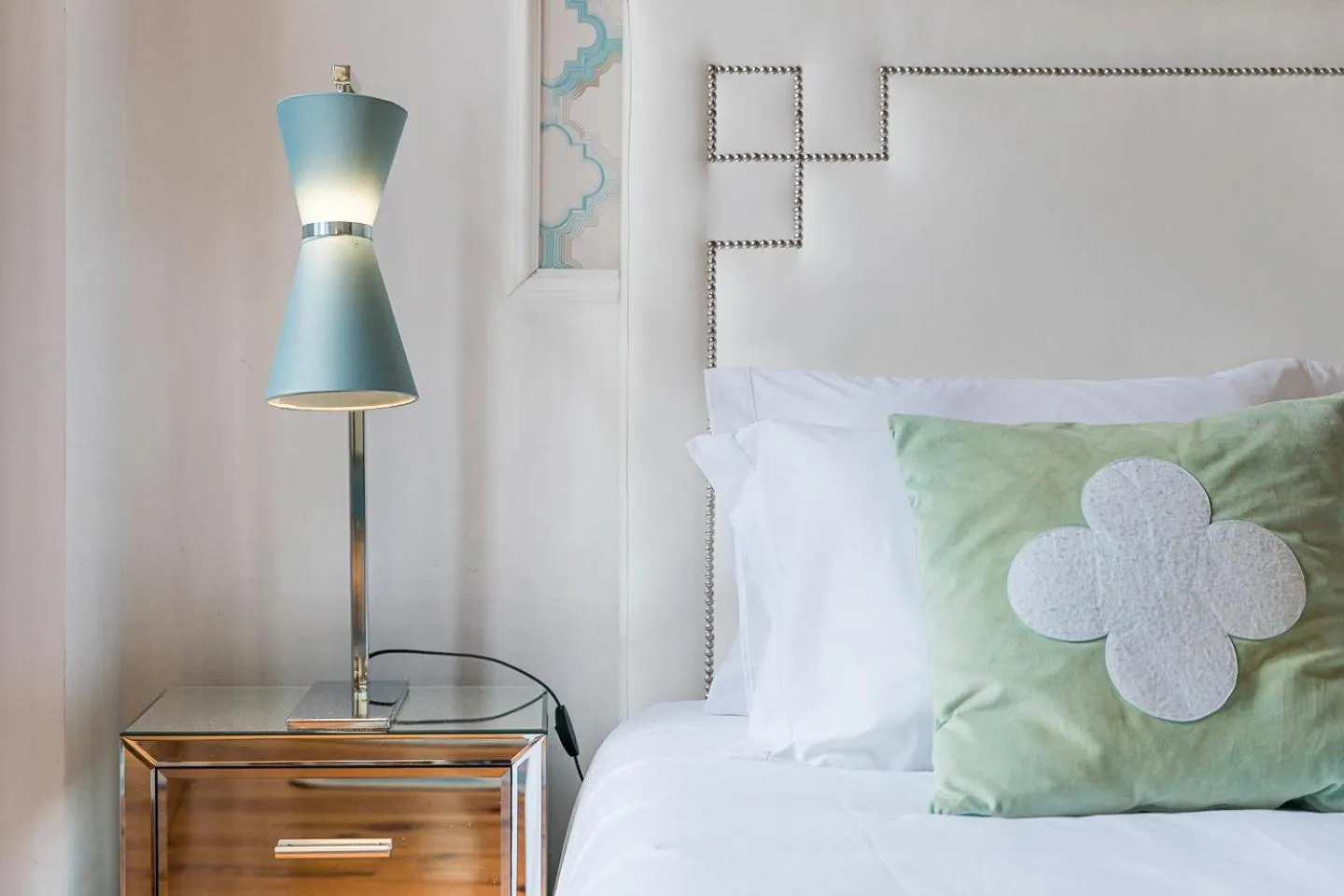 Bed in R3 Service - Five Senses in Coimbra