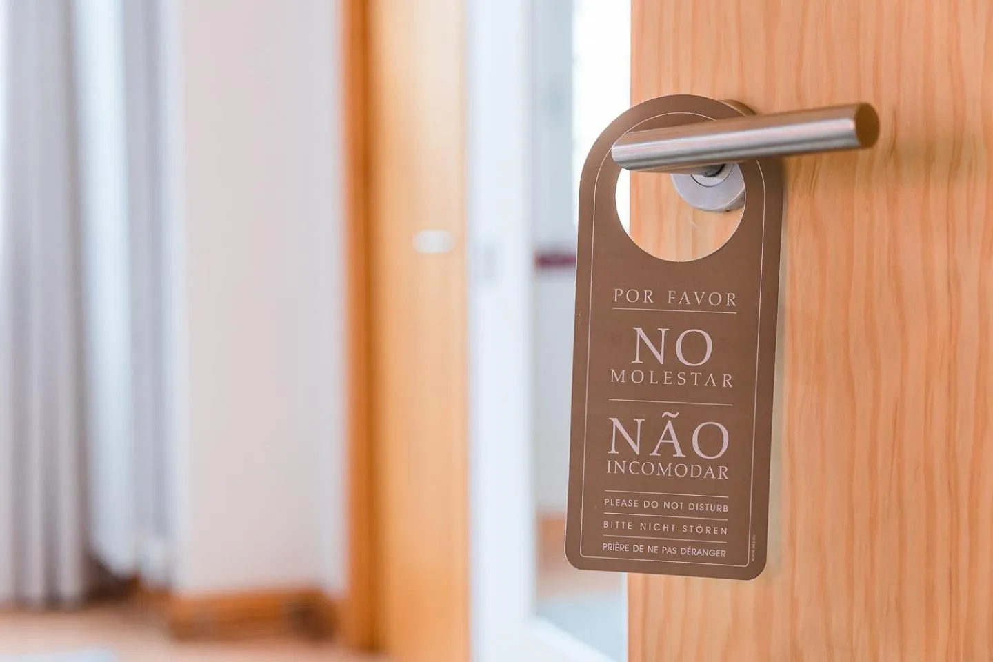 Property logo or sign in R3 Service - Five Senses in Coimbra