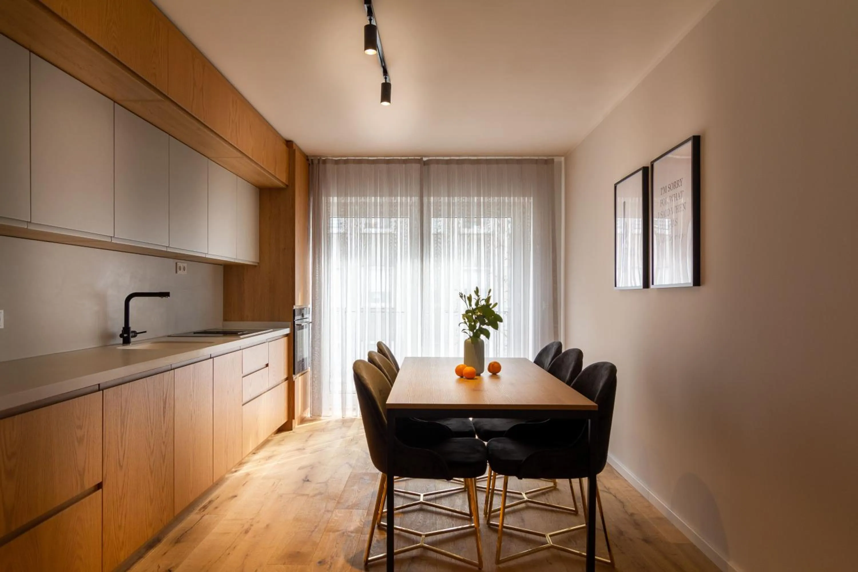 Kitchen or kitchenette in Sleep Inn Medienhafen Suites