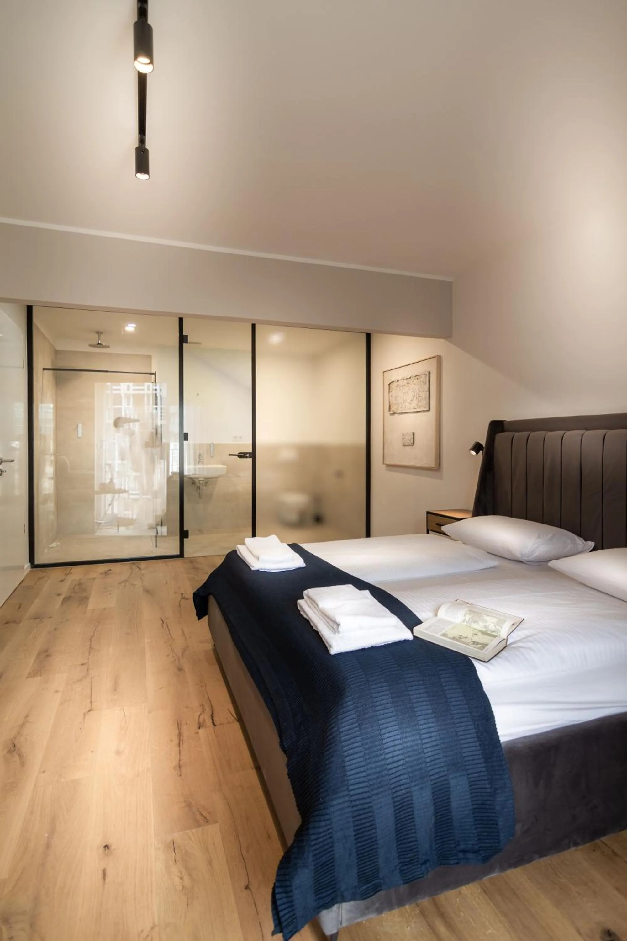 Bed in Sleep Inn Medienhafen Suites