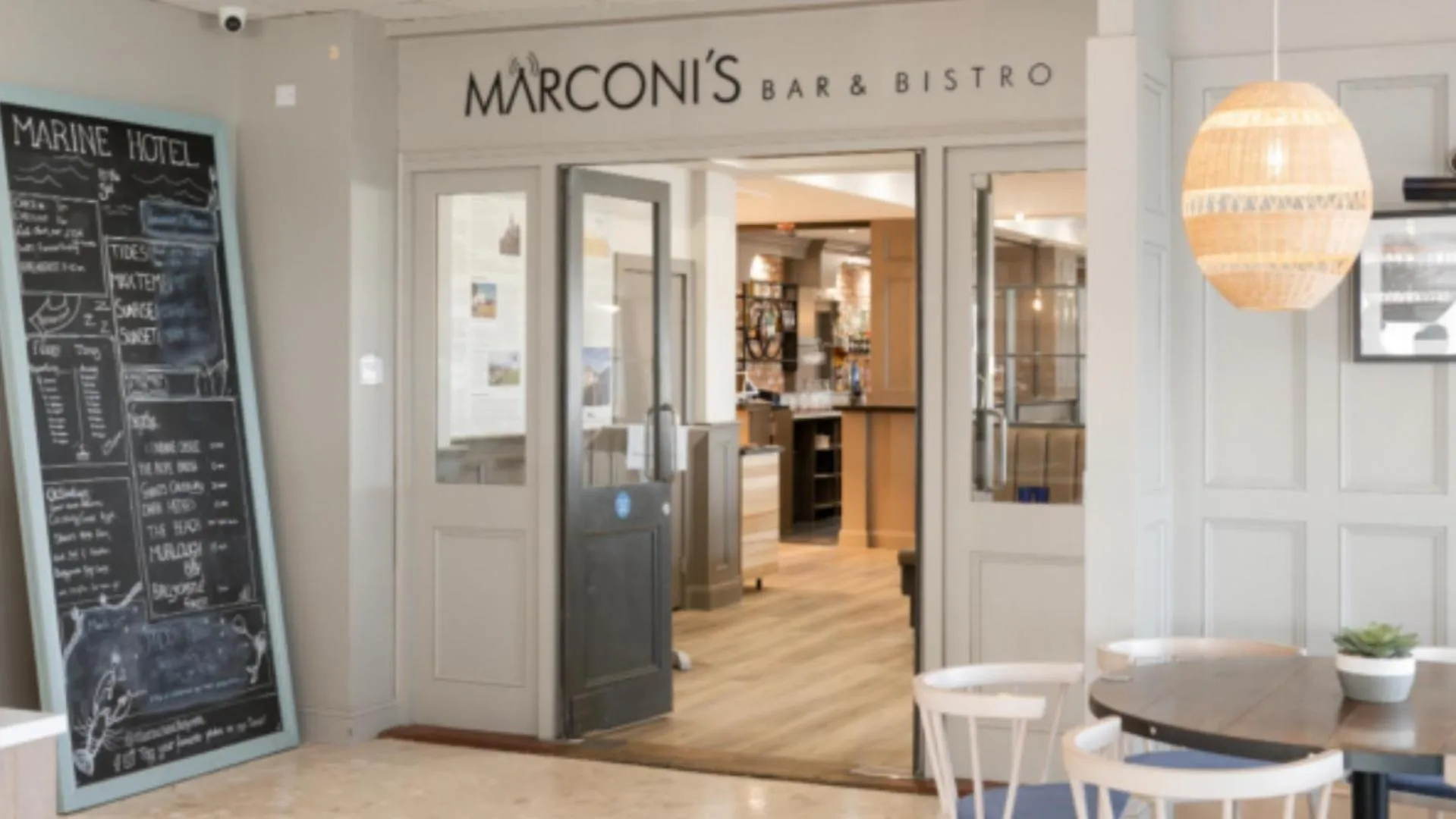 Restaurant/places to eat in Marine Hotel Ballycastle