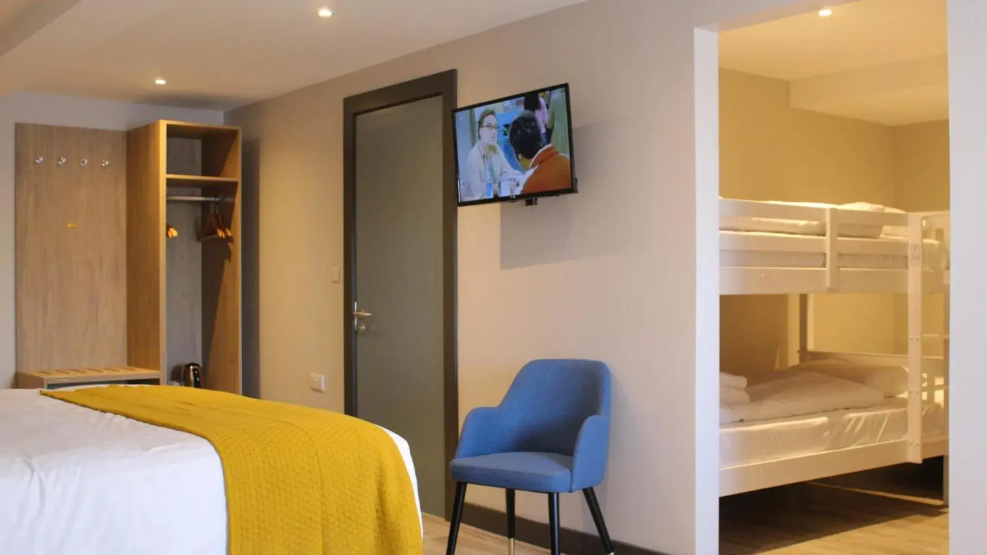 Photo of the whole room, Bed in Marine Hotel Ballycastle Photo of the whole room, Bed in Marine Hotel Ballycastle