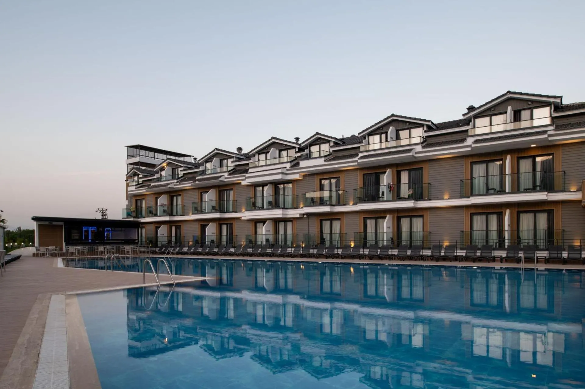 Swimming pool in Ramada Resort by Wyndham Pamukkale Thermal