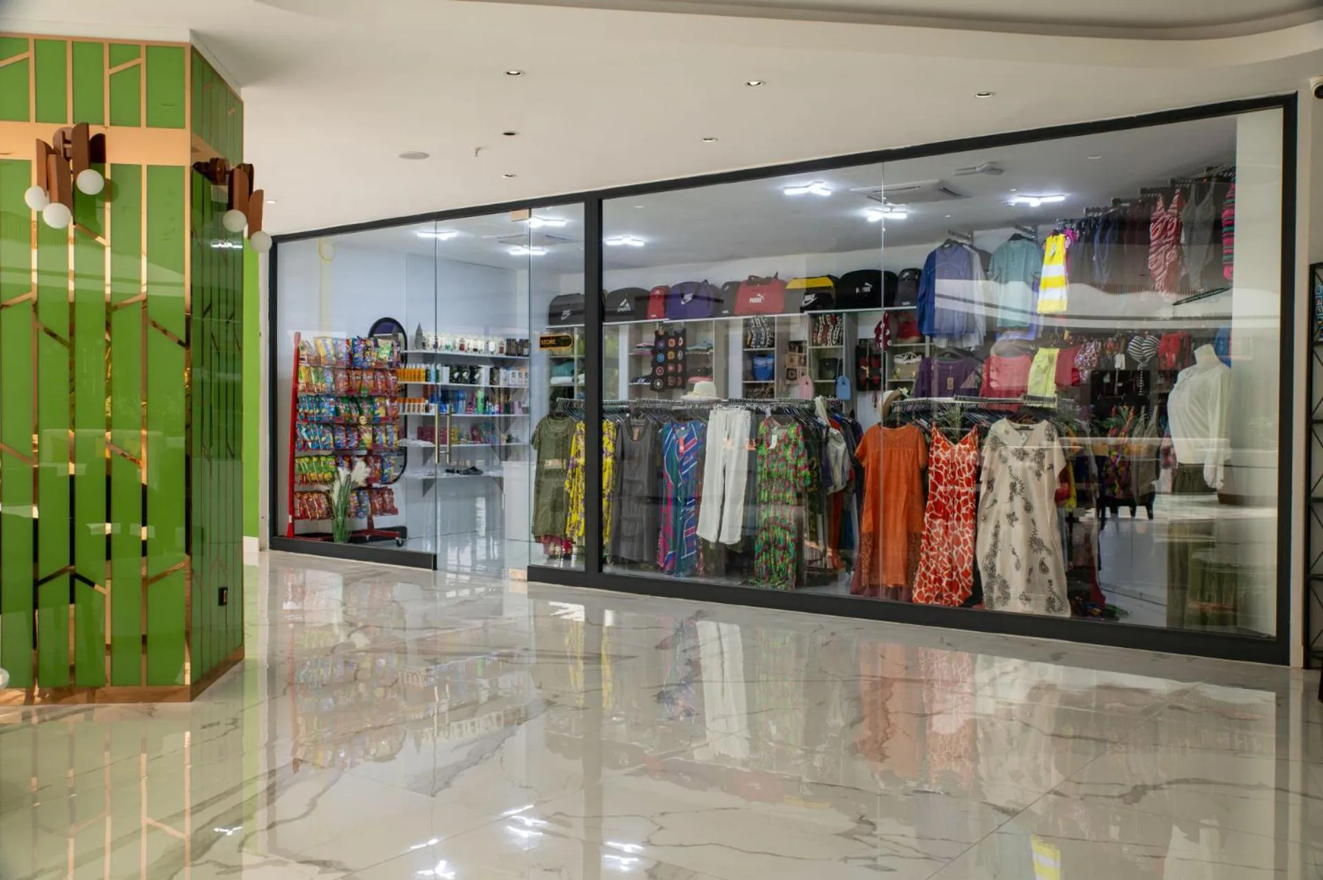 On-site shops in Ramada Resort by Wyndham Pamukkale Thermal