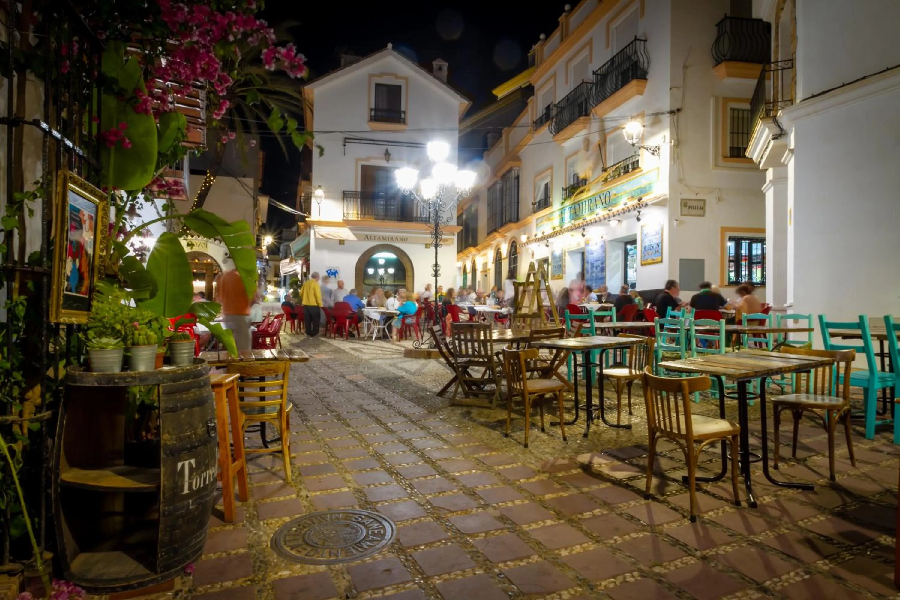 Nearby landmark in MARBELLA BANUS SUITES - Marbella Centre Soriano 56 Suite Apartment