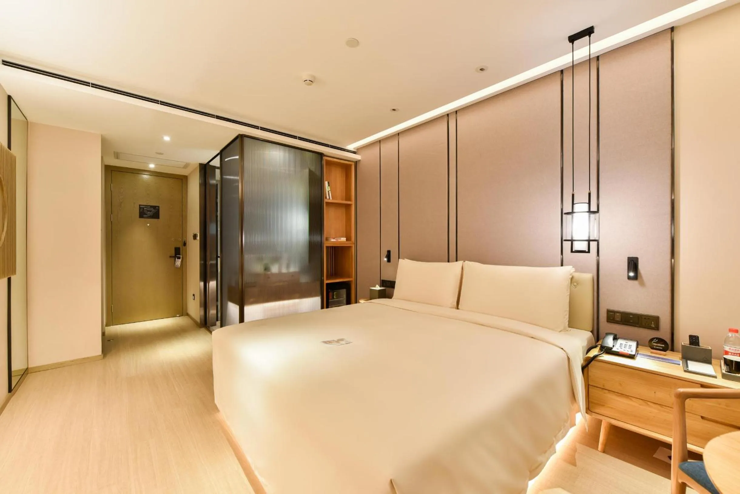 Bed in Atour Hotel Beijing Fuxingmen