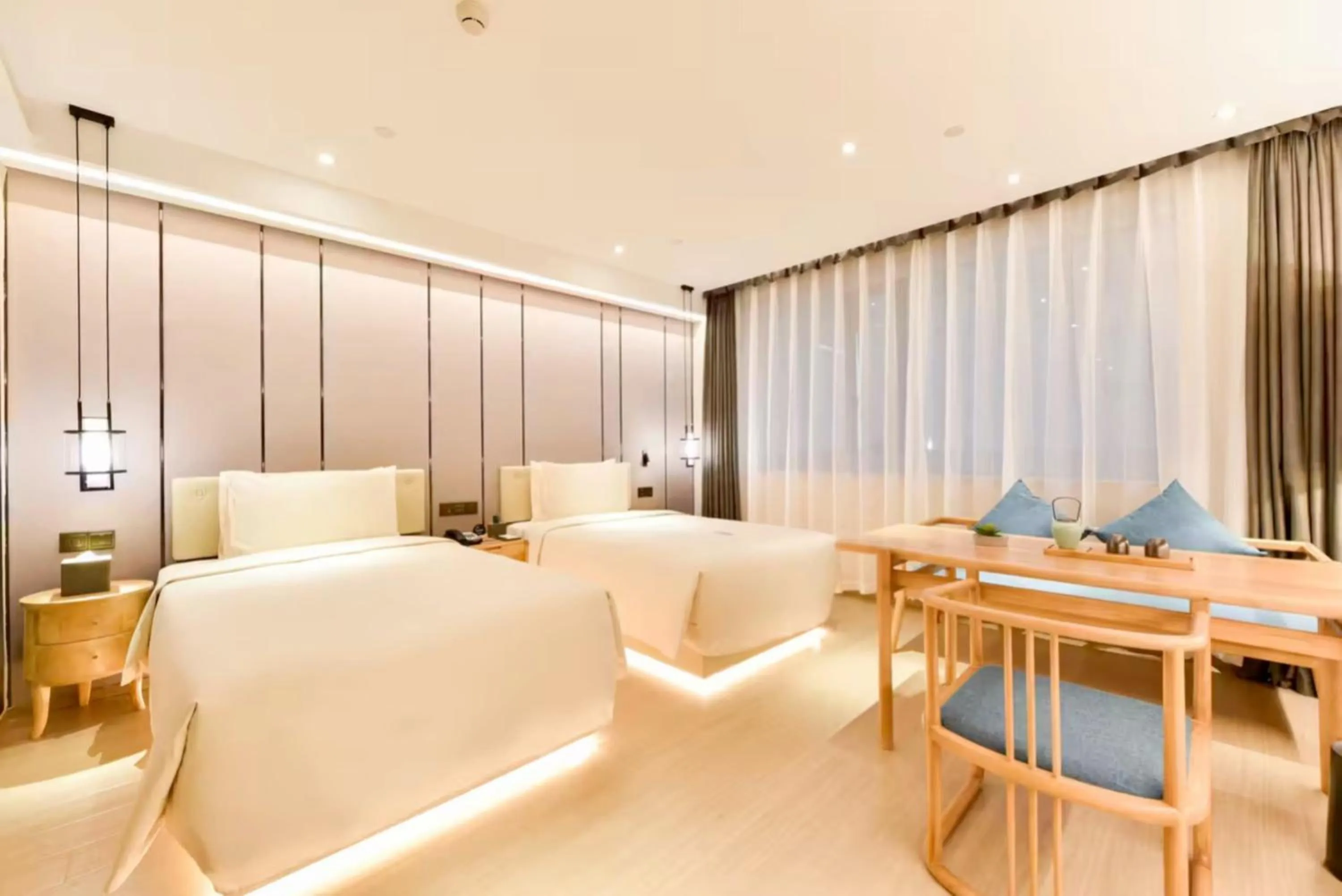 Photo of the whole room, Bed in Atour Hotel Beijing Fuxingmen