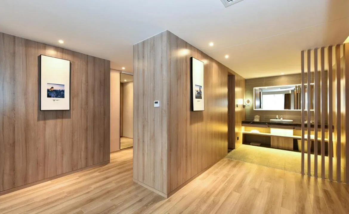 Atour Hotel Dalian Development Zone Jinma Road