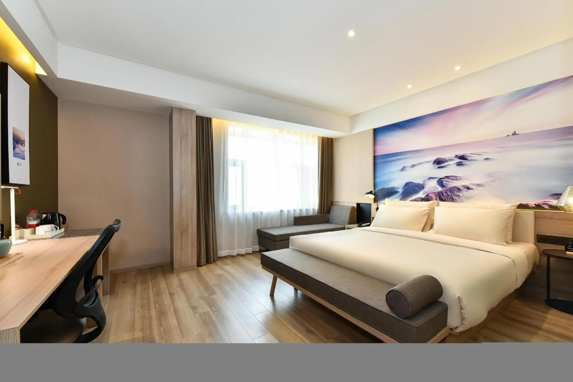 Photo of the whole room, Bed in Atour Hotel Dalian Development Zone Jinma Road Photo of the whole room, Bed in Atour Hotel Dalian Development Zone Jinma Road