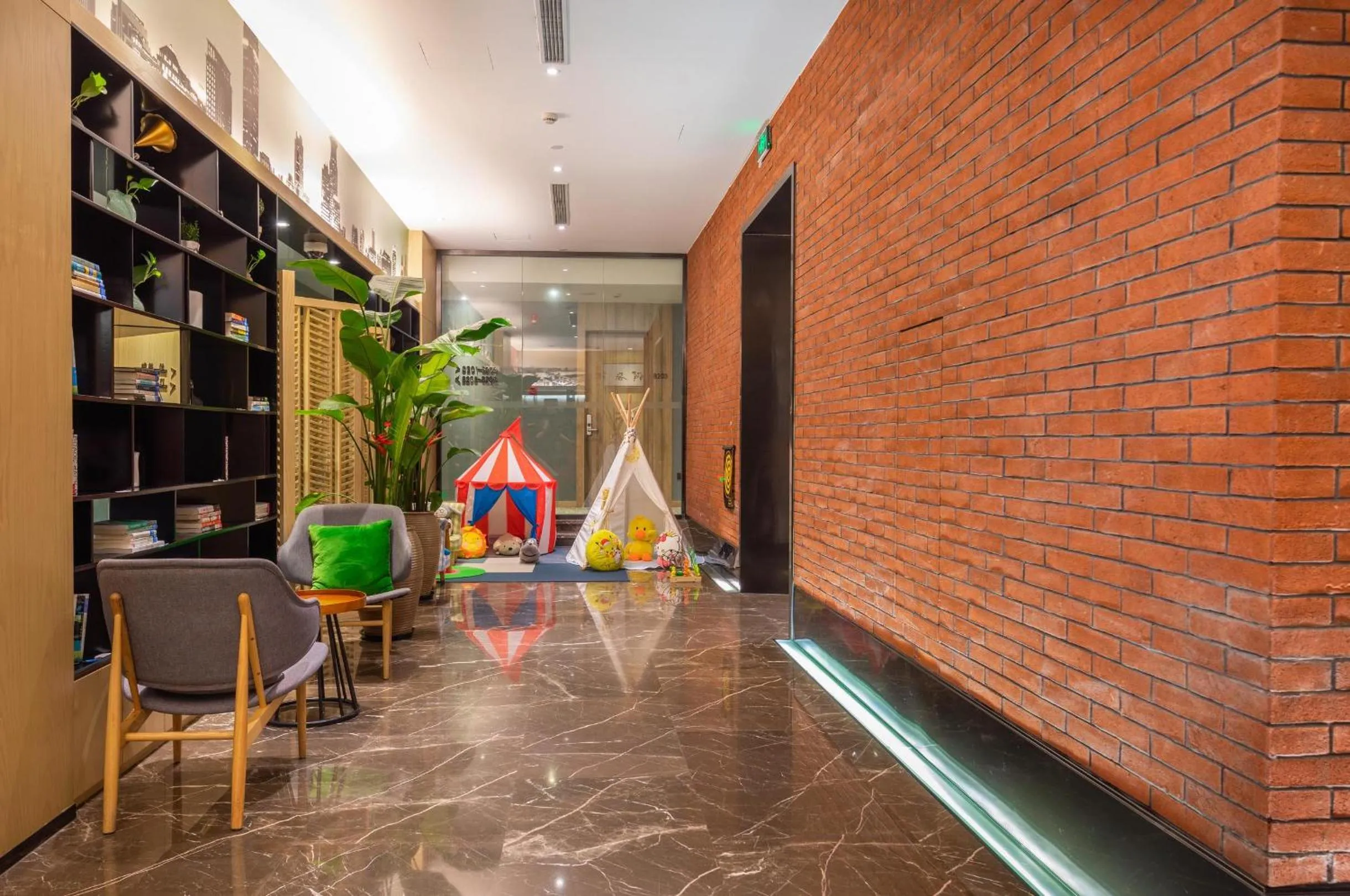 Atour Hotel Shanghai Lujiazui Babaiban