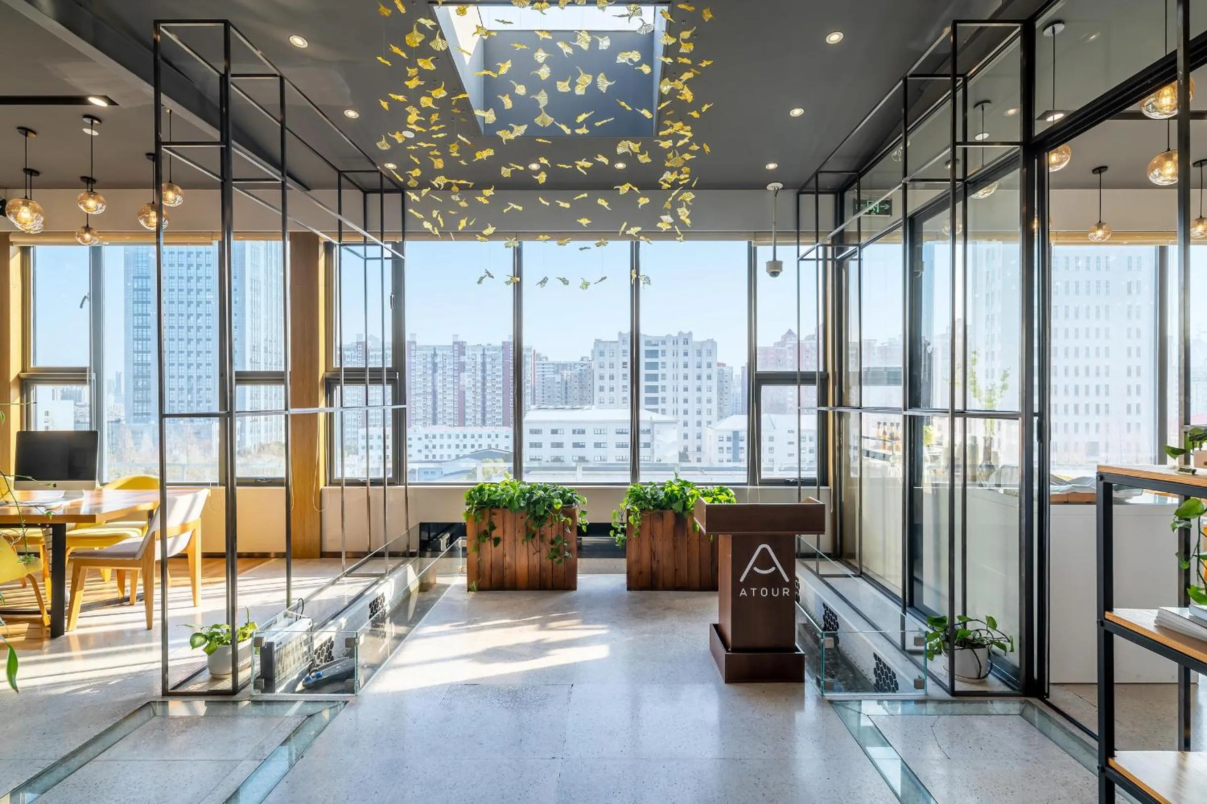 Atour Hotel Shanghai Lujiazui Minsheng Road Station