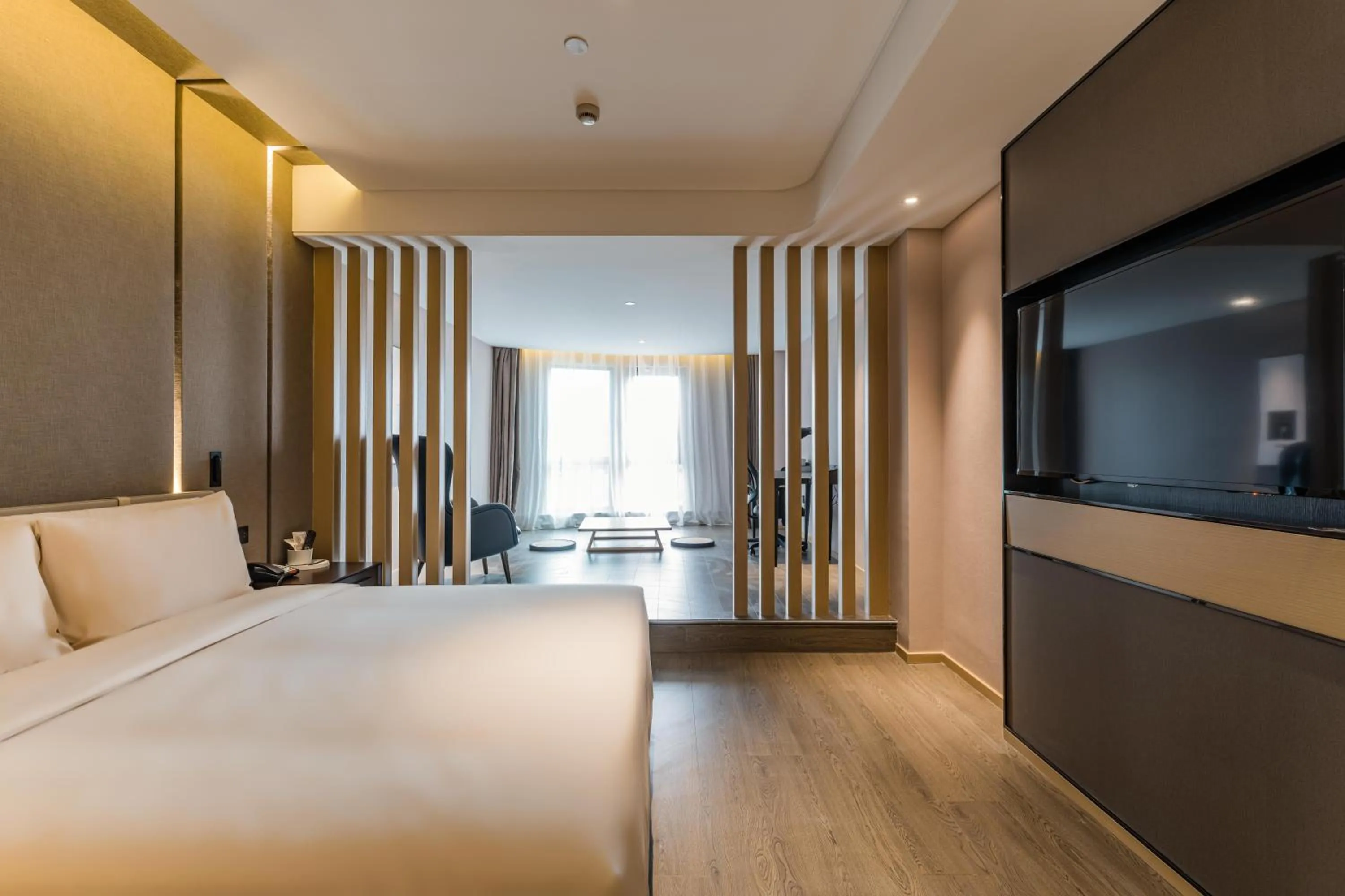 TV and multimedia, Bed in Atour Hotel Shanghai New International Expo Center Maglev Station