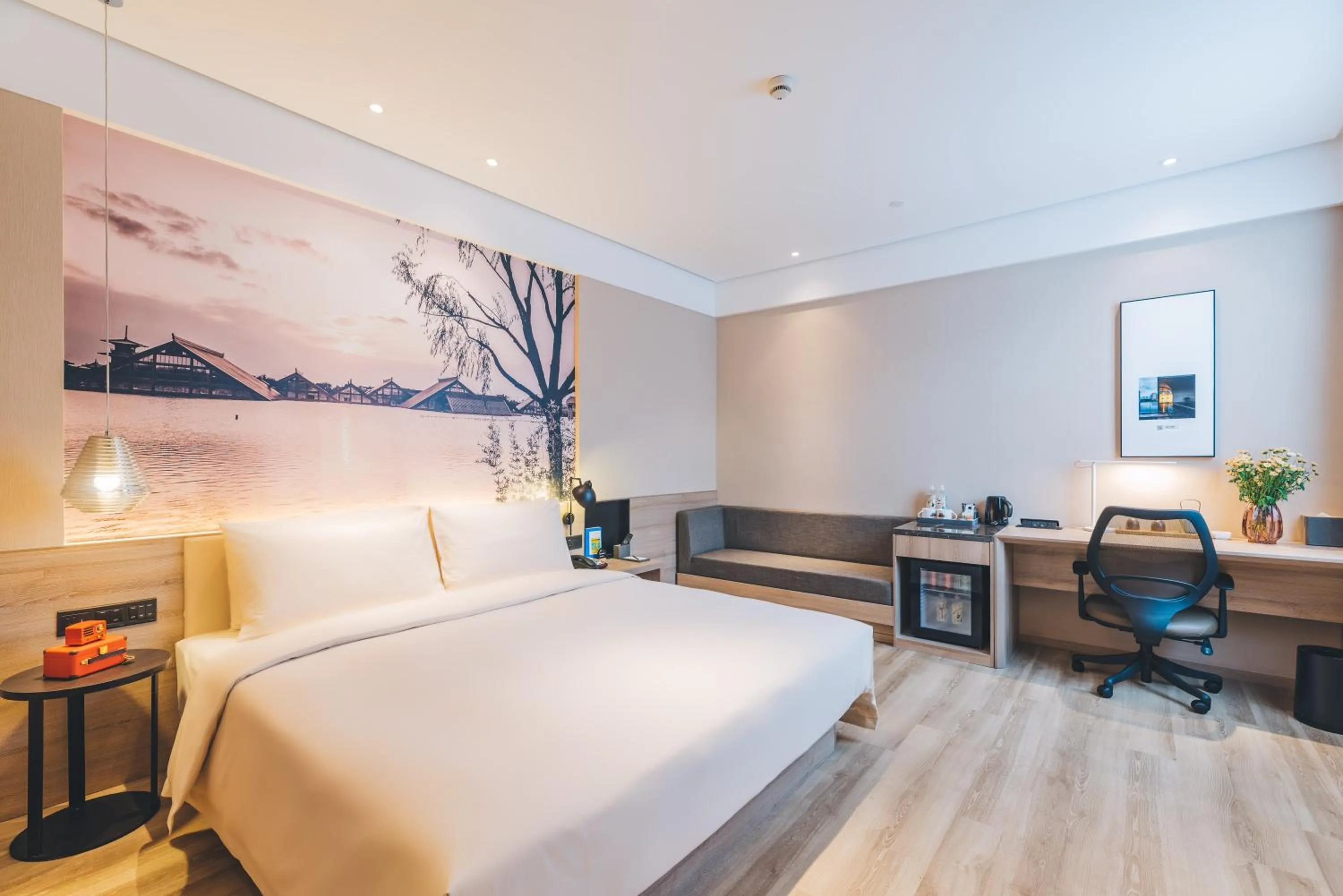 Photo of the whole room, Bed in Atour Hotel Shanghai New International Expo Center Maglev Station