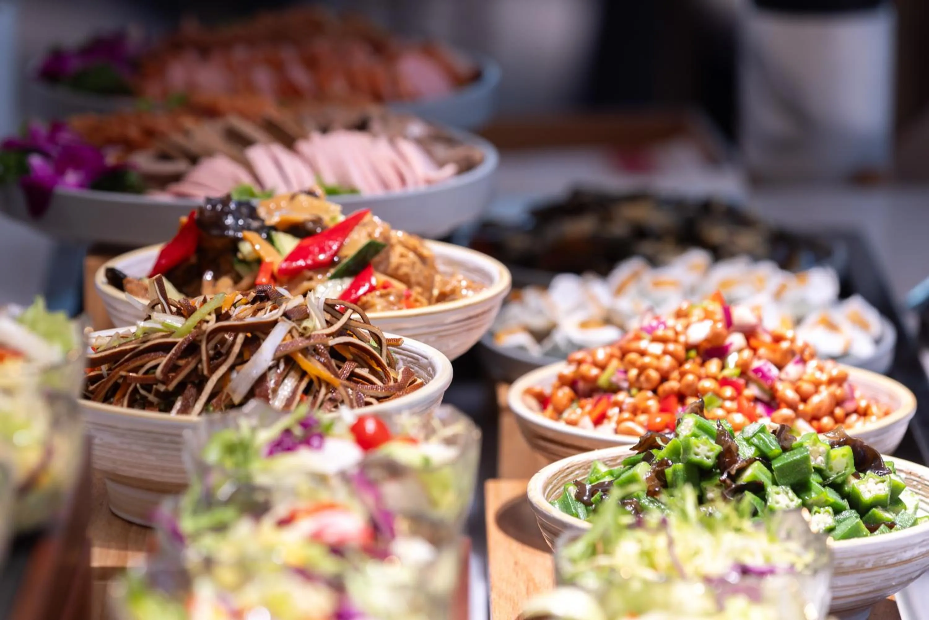 Restaurant/places to eat in Atour Hotel Qingdao Olympic Sailing Center May Fourth Square