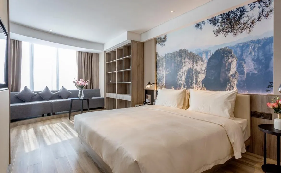 Bed in Atour Hotel Changsha IFC Center