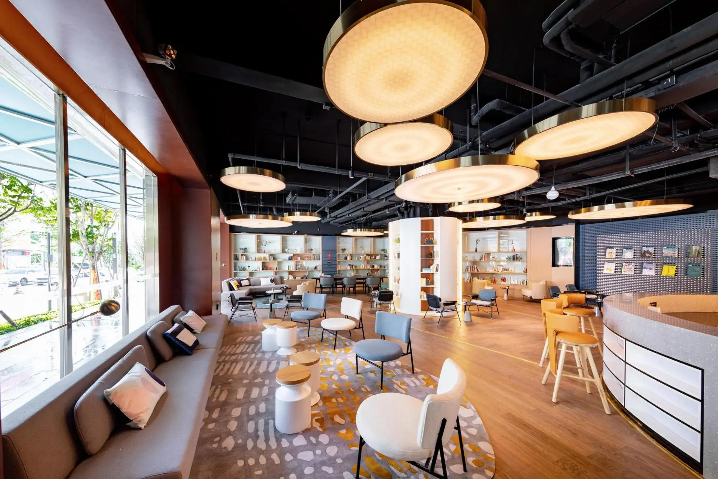 Atour Hotel Shenzhen Baoan International Convention and Exhibition Center Atour Hotel Shenzhen Baoan International Convention and Exhibition Center