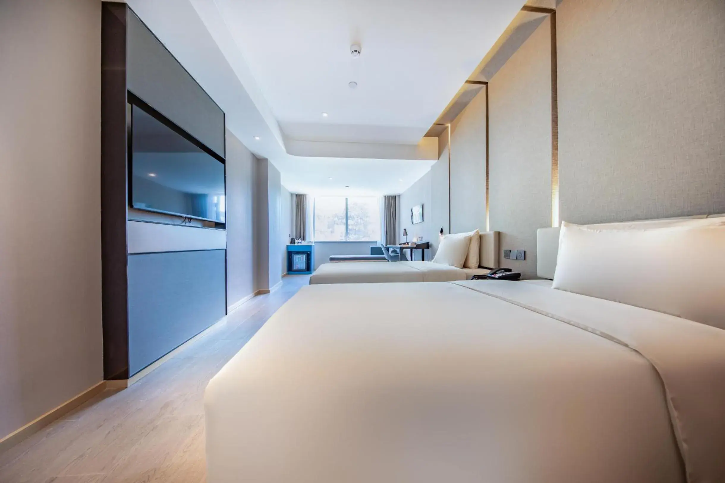 Bed in Atour Hotel Shenzhen Baoan International Convention and Exhibition Center Bed in Atour Hotel Shenzhen Baoan International Convention and Exhibition Center