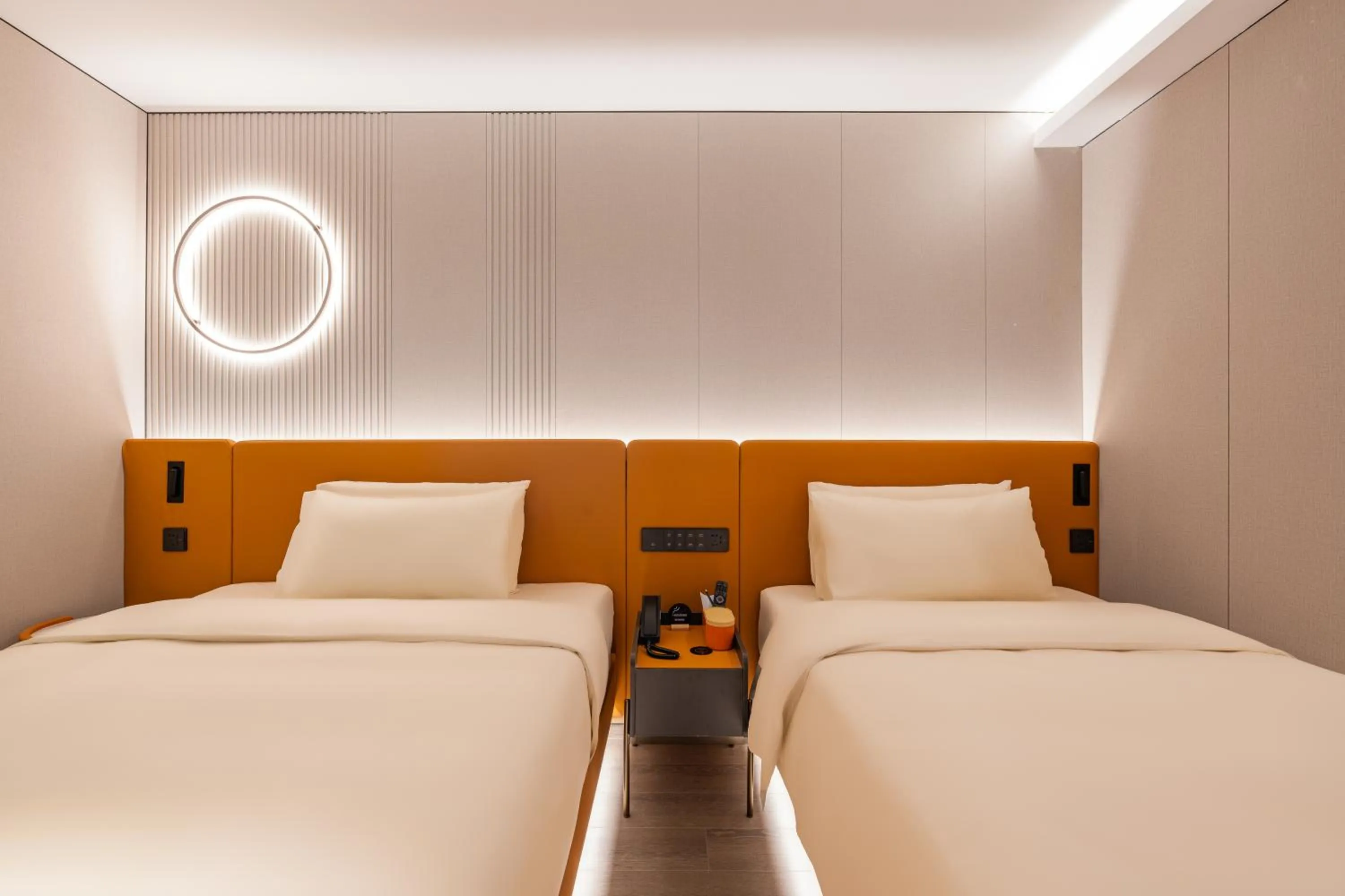 Photo of the whole room, Bed in Atour Hotel Beijing Tiananmen Wangfujing Pedestrian