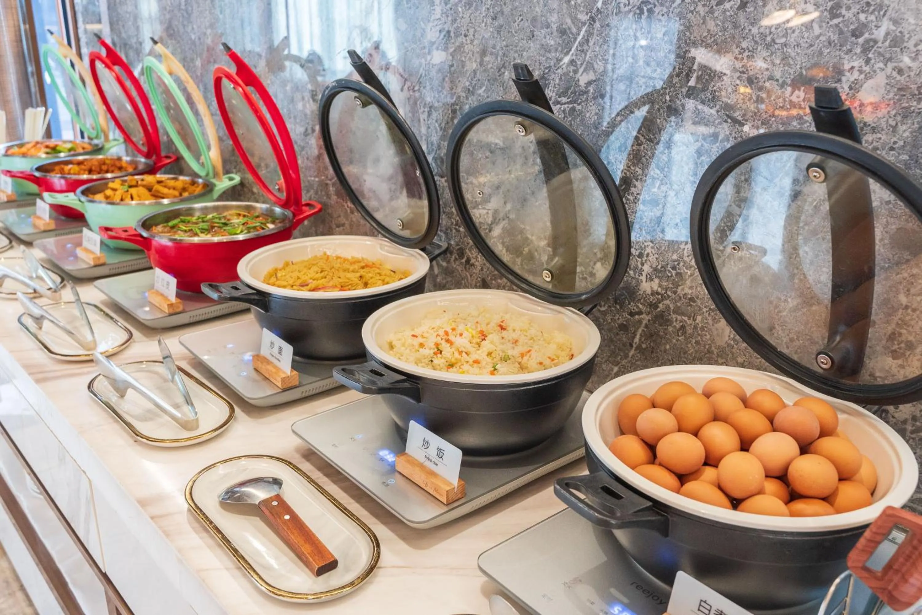 Breakfast in Dalian Airport Yingke Road Atour Hotel