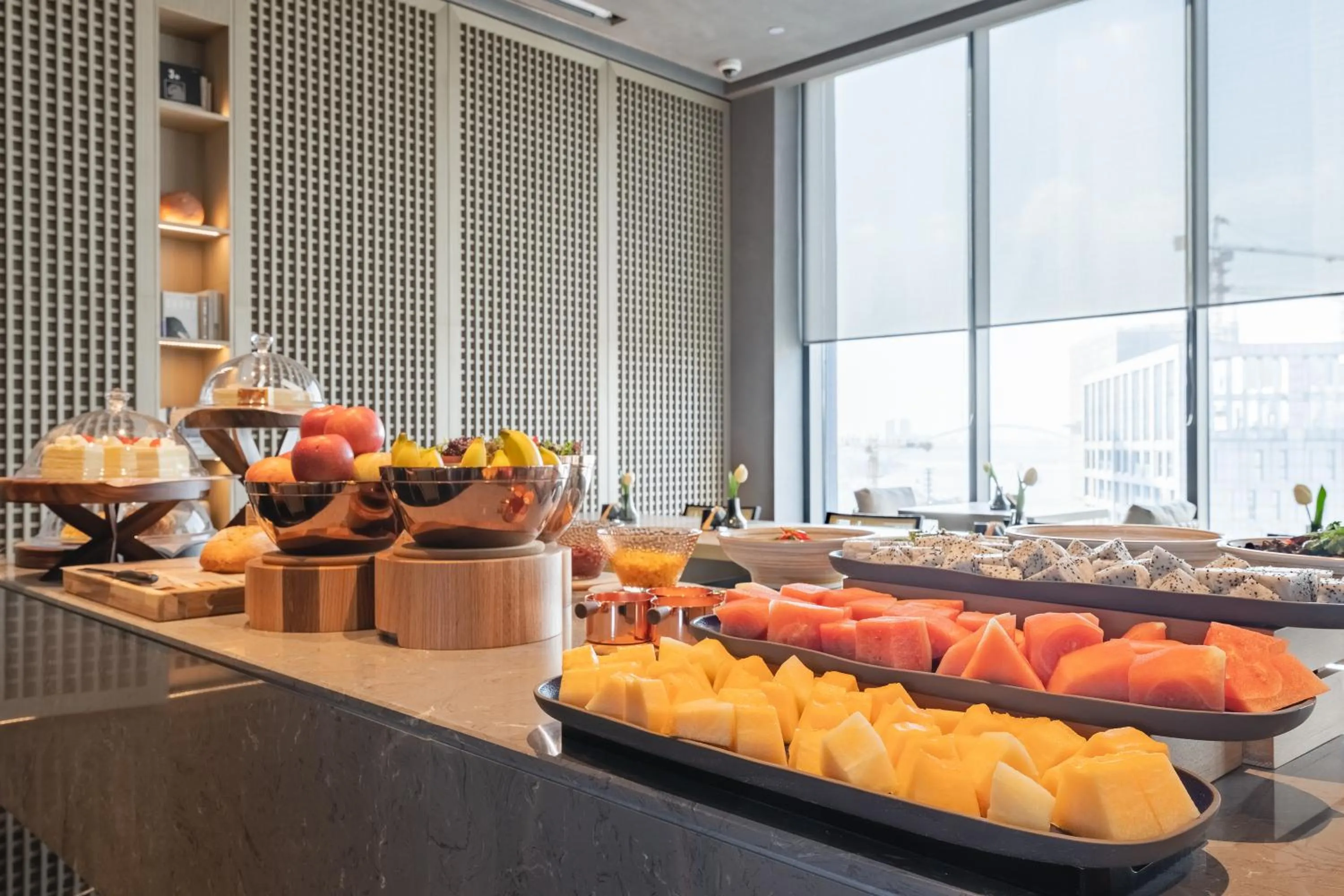 Restaurant/places to eat in Atour S Hotel Shanghai Lujiazui Expo Center